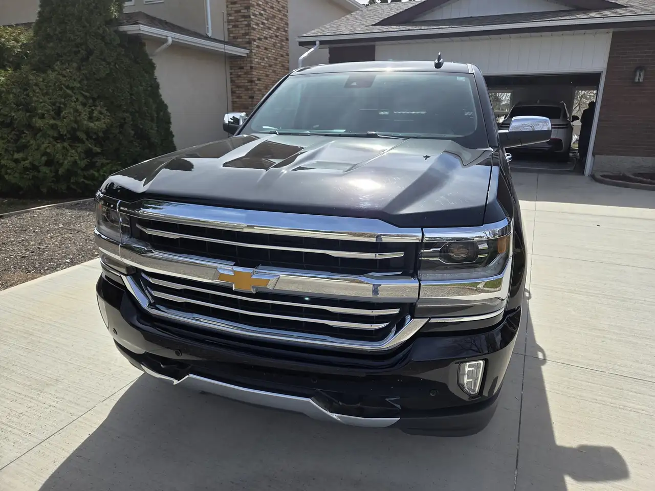 Chevrolet Silverado 1500 снимка Chevrolet Silverado 1500