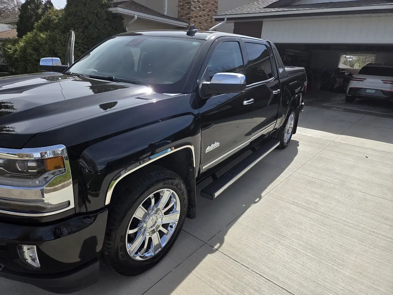 Chevrolet Silverado 1500 снимка Chevrolet Silverado 1500