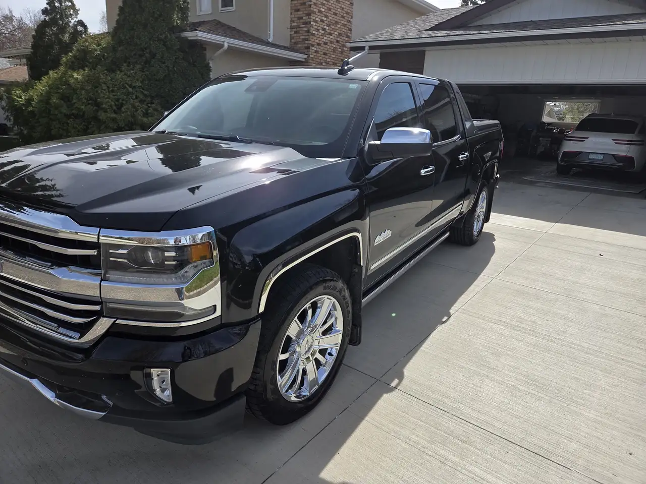 Chevrolet Silverado 1500 снимка Chevrolet Silverado 1500