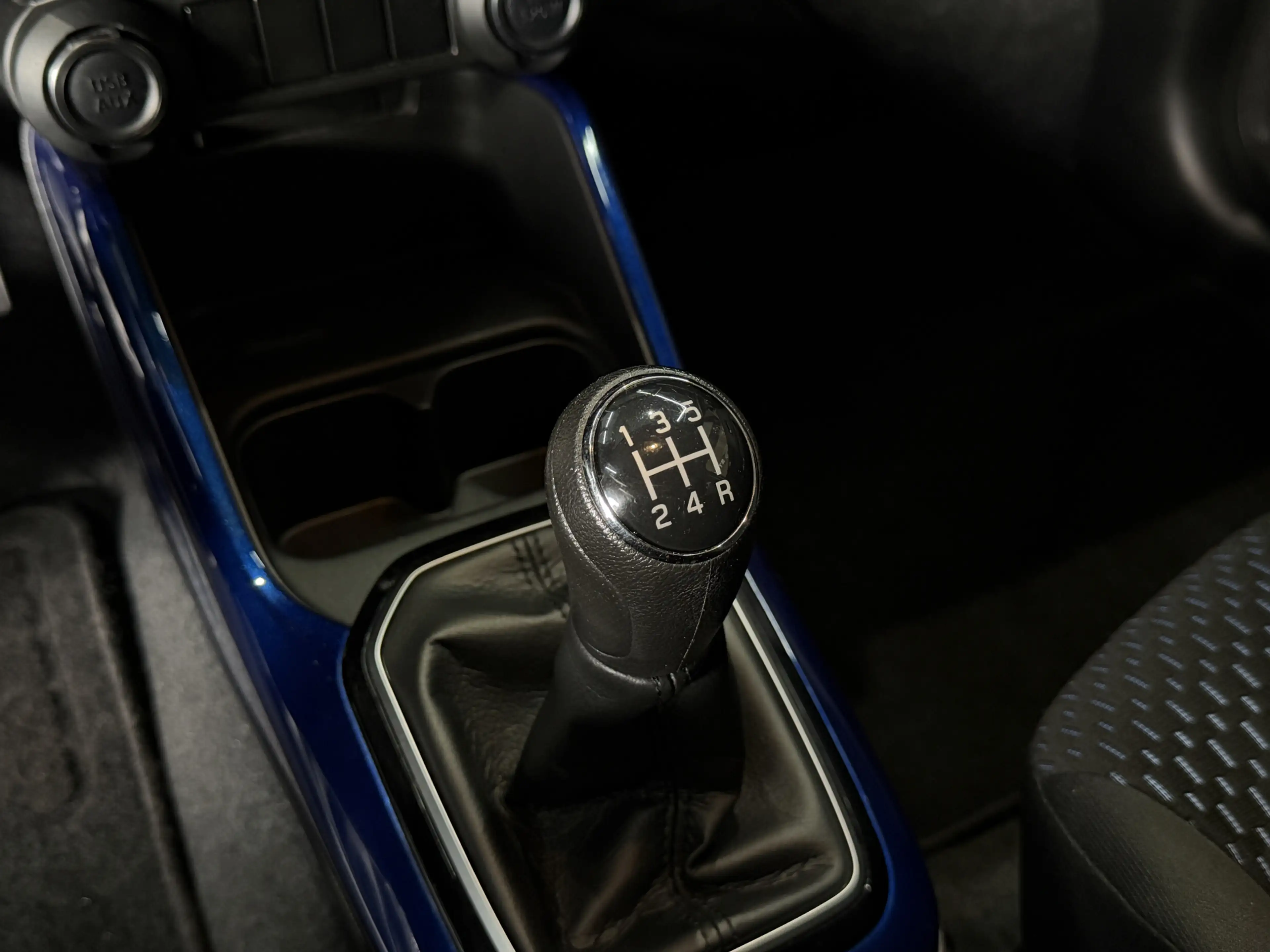 Suzuki Ignis 1.2 Smart Hybrid Select | Navi | Led | Camera | St — photo 8