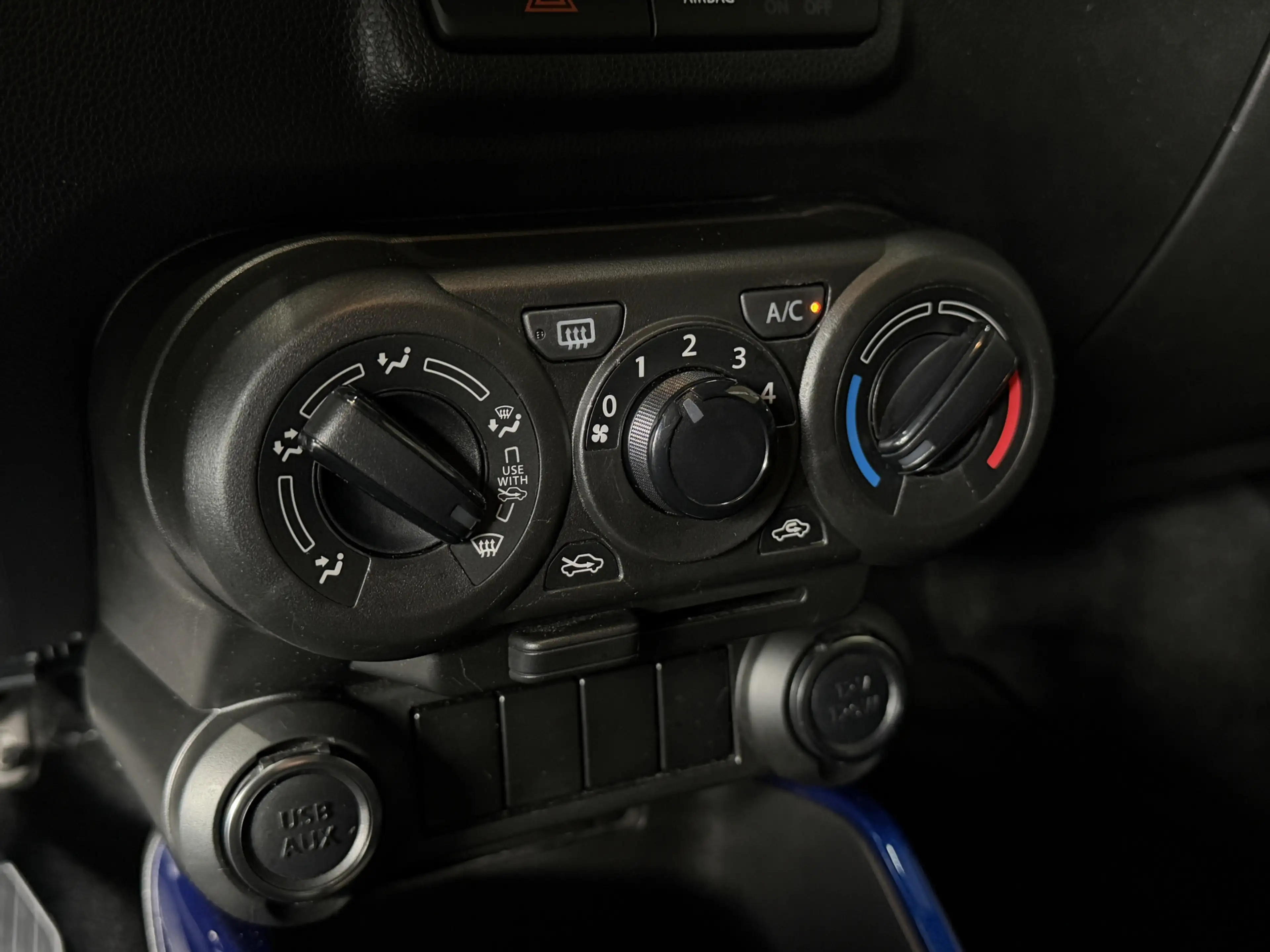 Suzuki Ignis 1.2 Smart Hybrid Select | Navi | Led | Camera | St — photo 22