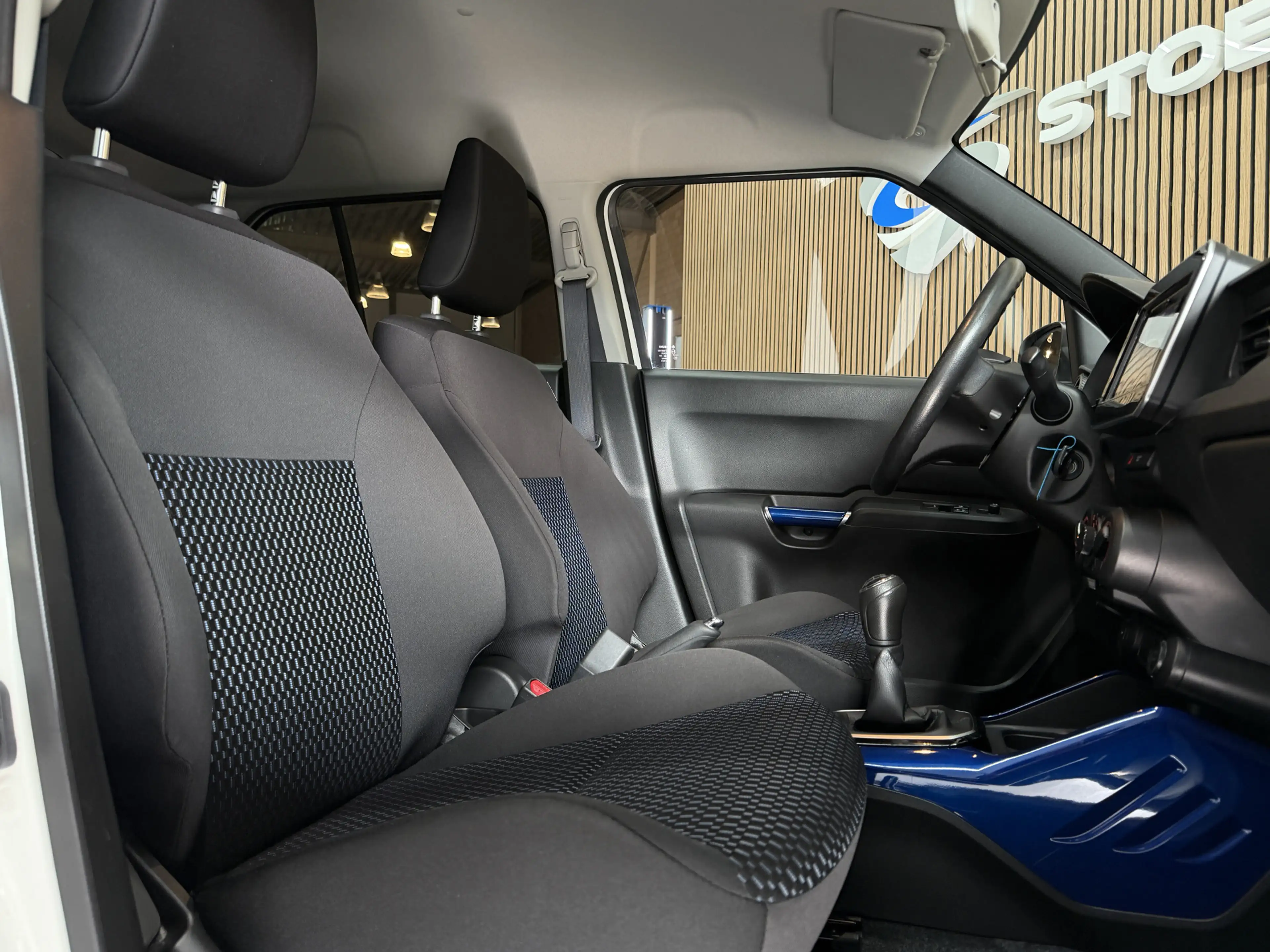 Suzuki Ignis 1.2 Smart Hybrid Select | Navi | Led | Camera | St — photo 48