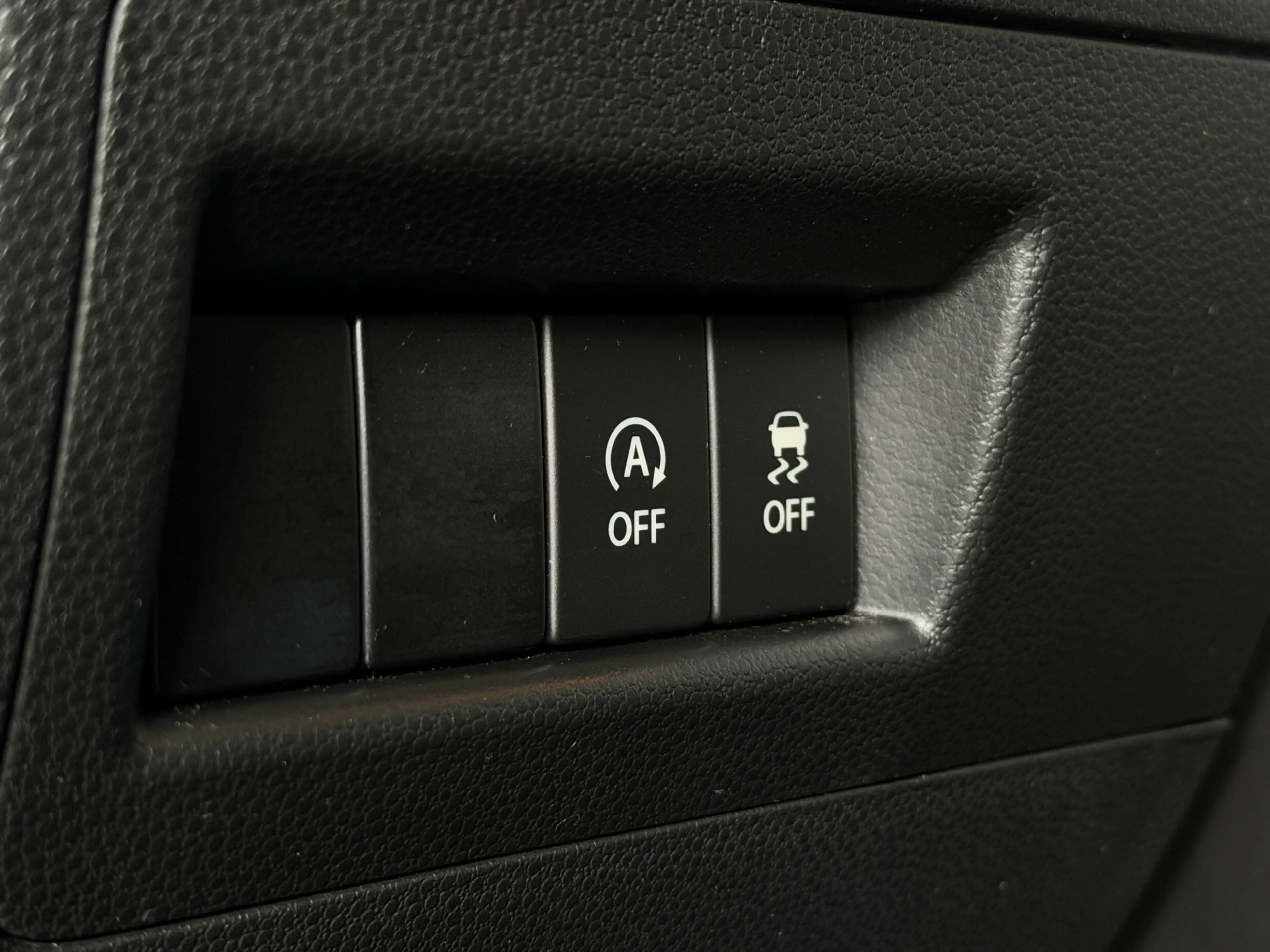 Suzuki Ignis 1.2 Smart Hybrid Select | Navi | Led | Camera | St — photo 16