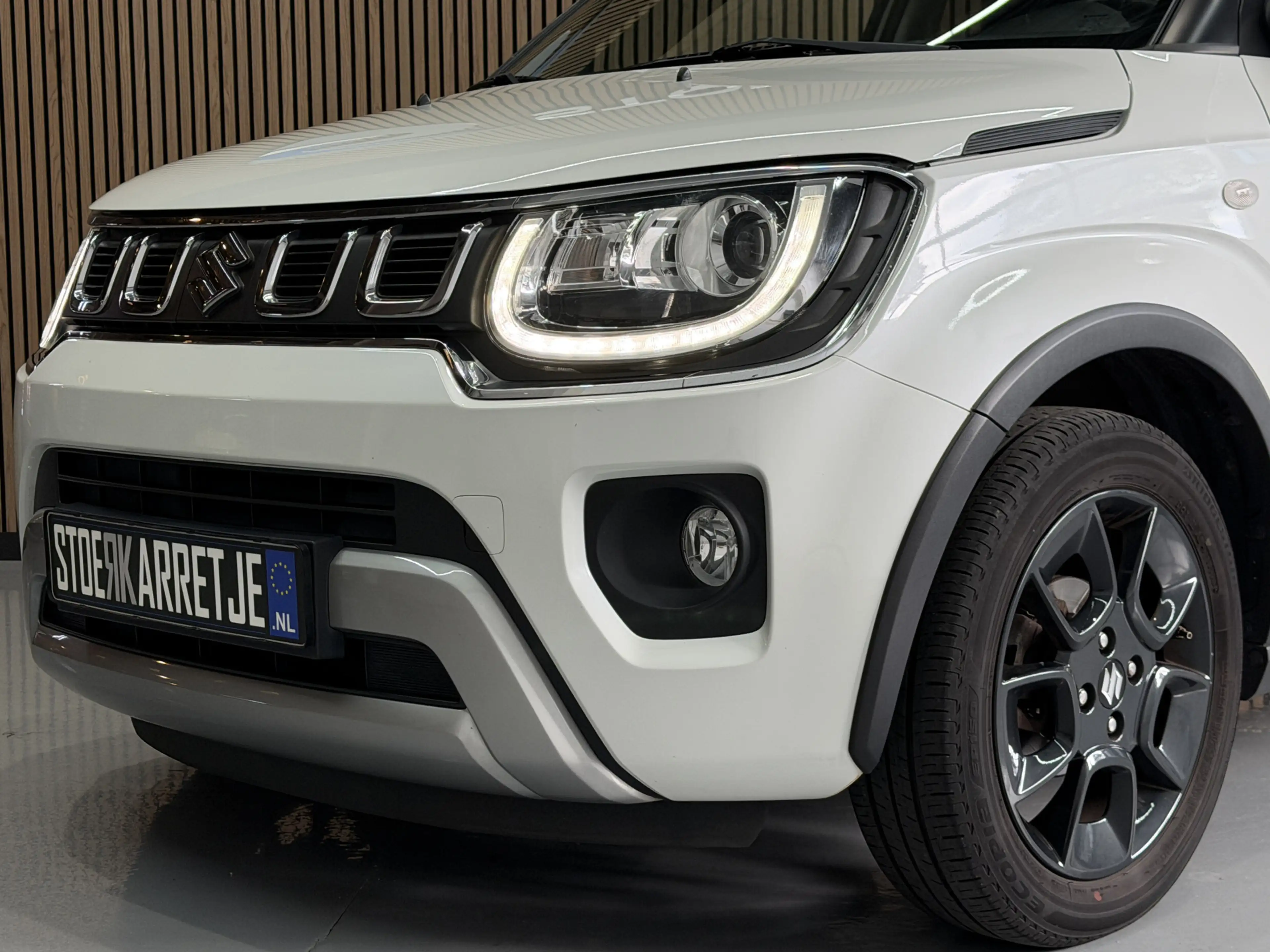 Suzuki Ignis 1.2 Smart Hybrid Select | Navi | Led | Camera | St — photo 21