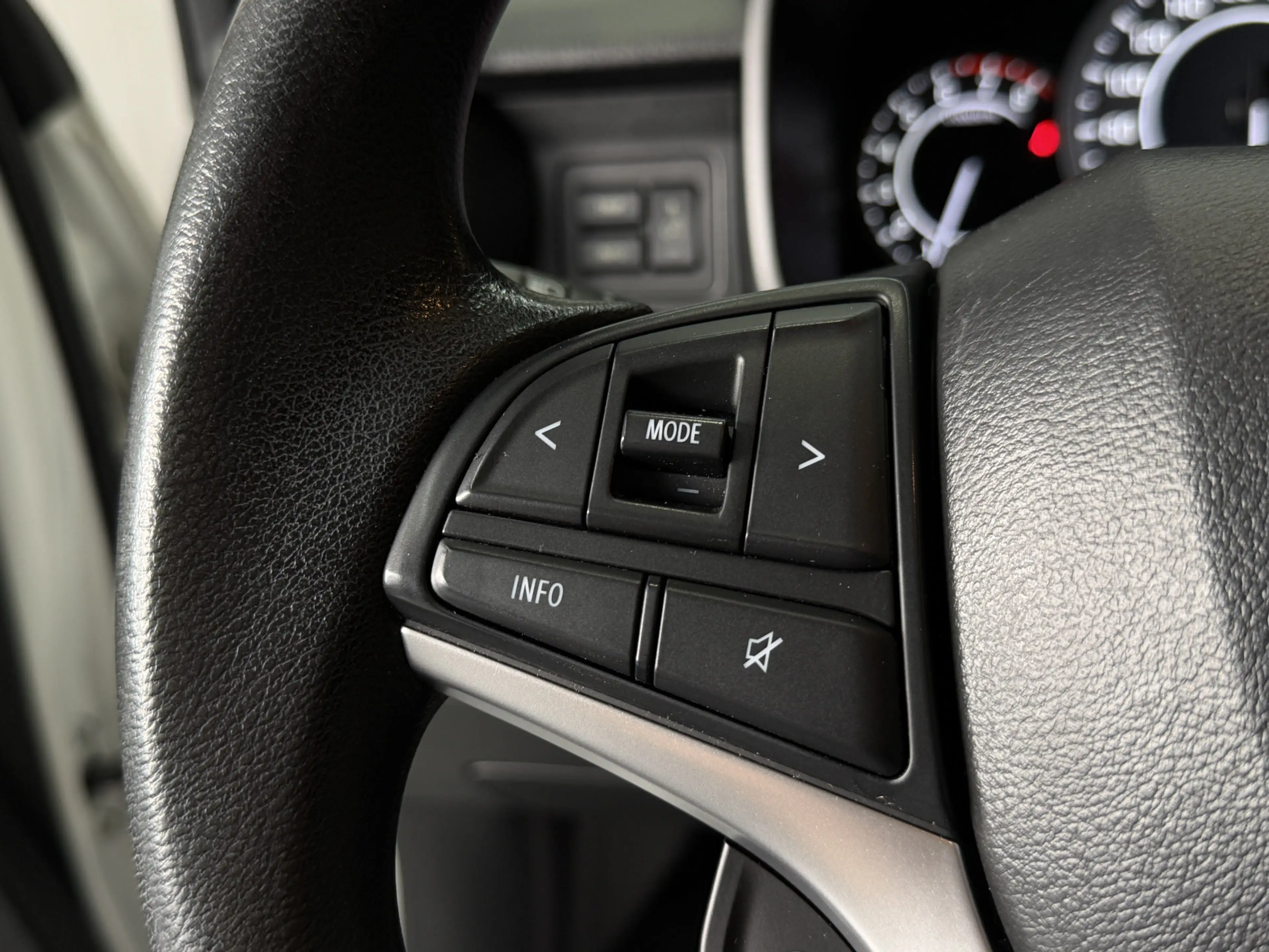 Suzuki Ignis 1.2 Smart Hybrid Select | Navi | Led | Camera | St — photo 18