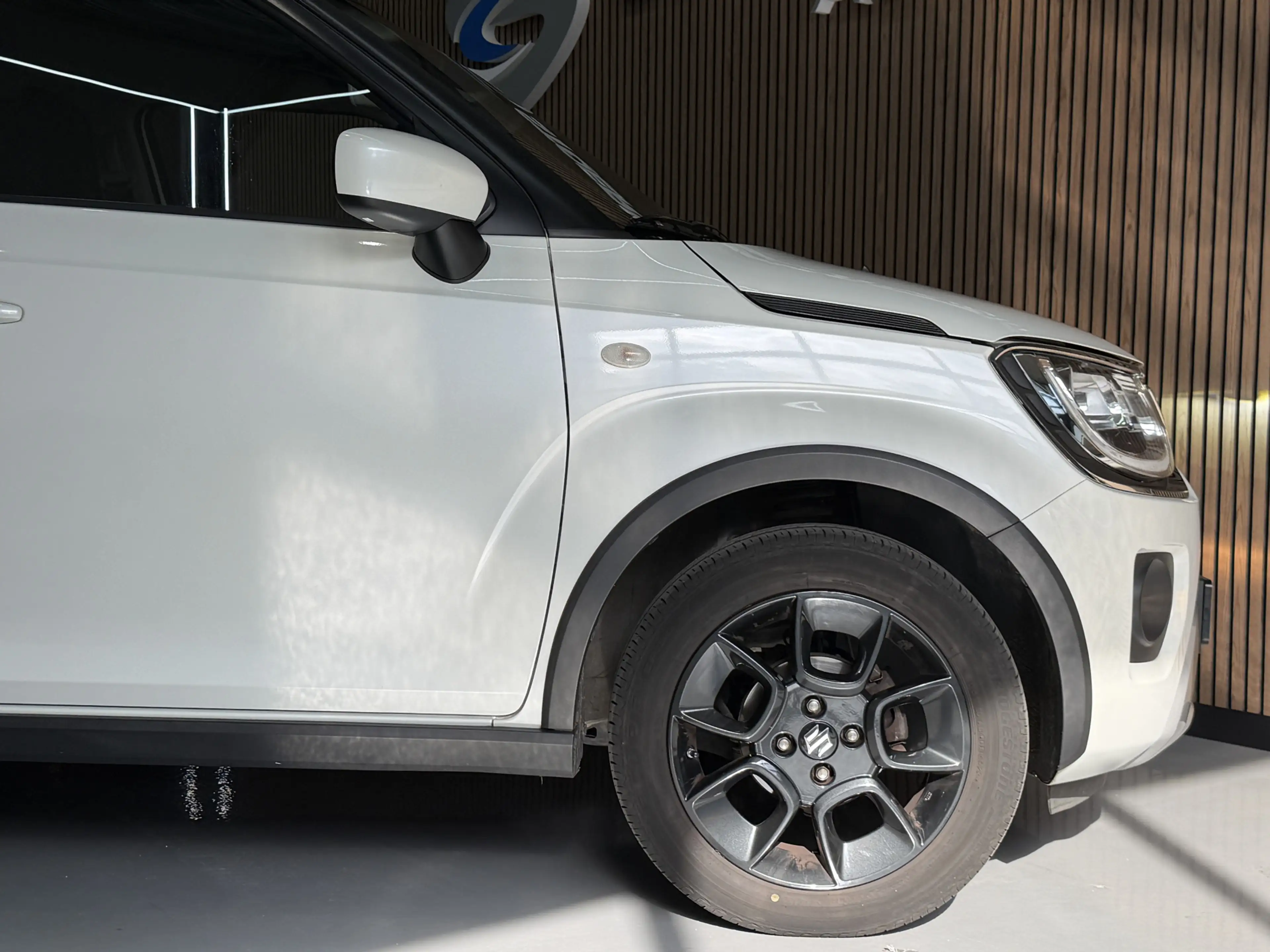 Suzuki Ignis 1.2 Smart Hybrid Select | Navi | Led | Camera | St — photo 35