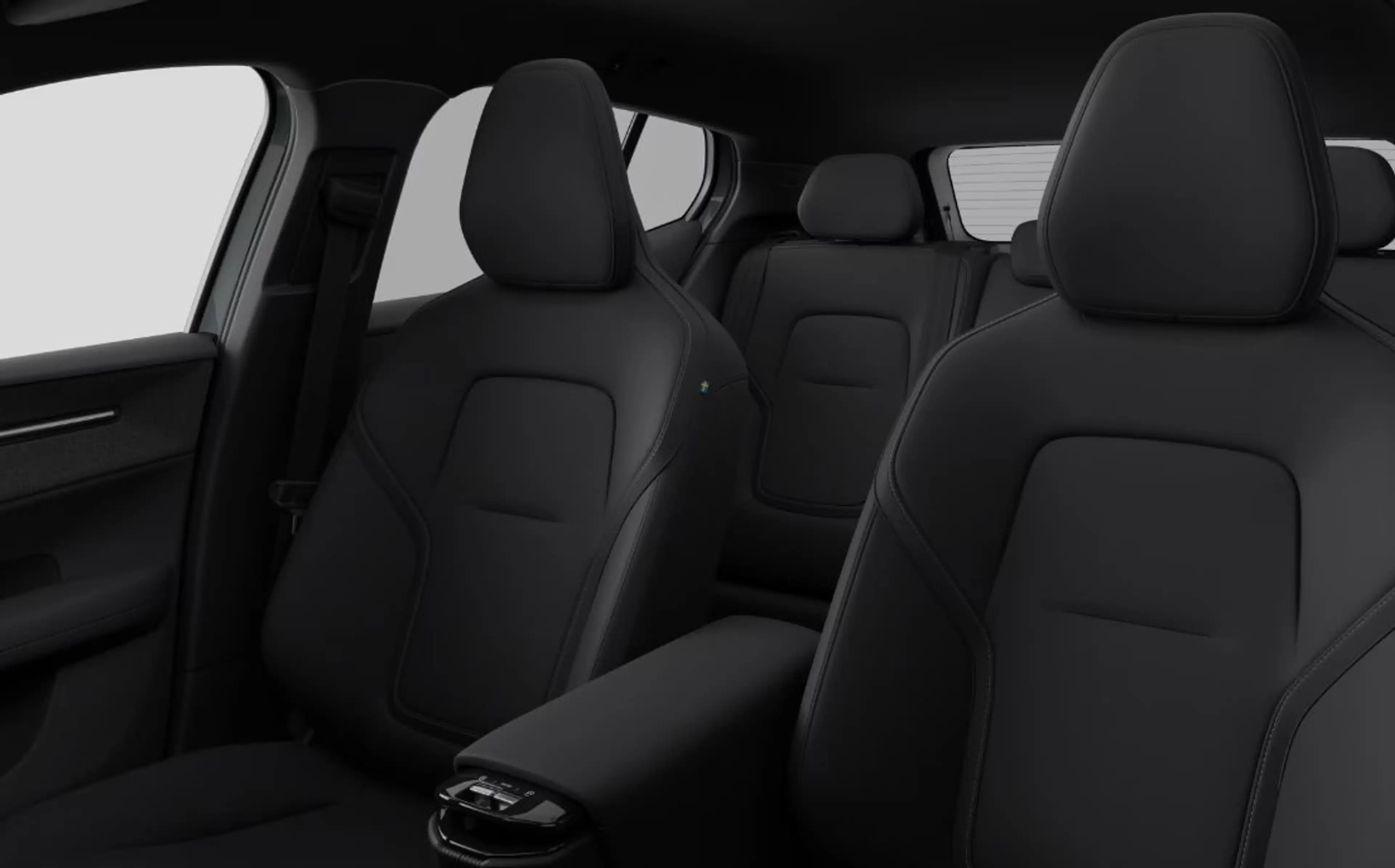 Volvo EX30 P3 Long Range RWD Plus Pure Electric ACC+LM — photo 13