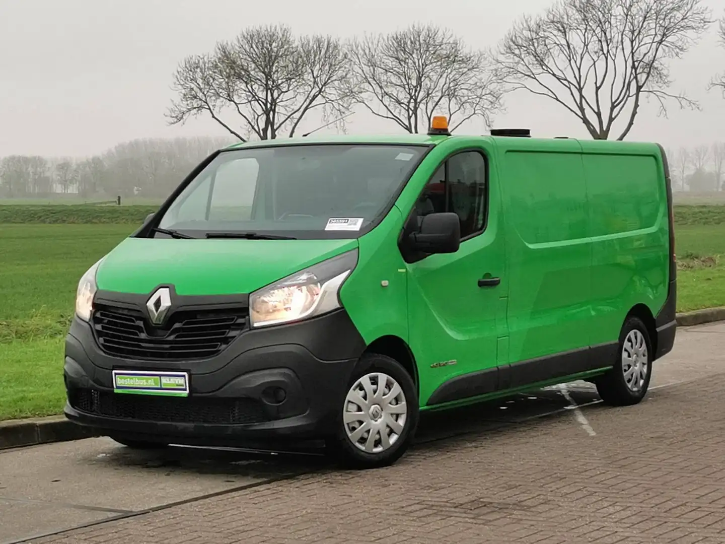 Renault Trafic 1.6 DCI dci 120 l2h1 Groen - 2