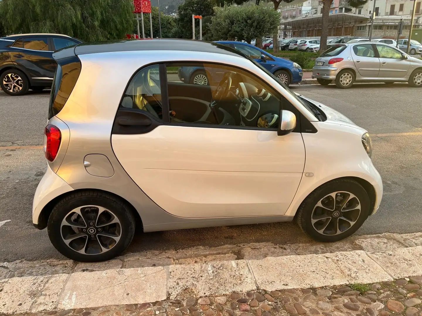 smart forTwo Fortwo III 2015 1.0 Passion 71cv Bianco - 2