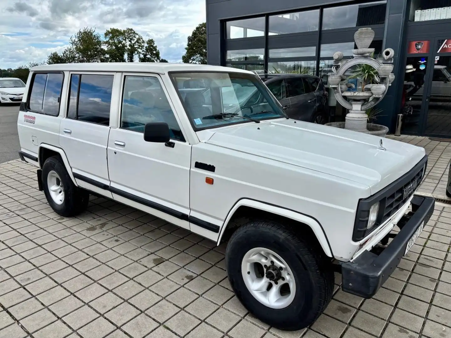 Nissan Patrol Biały - 2