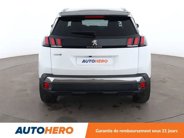Peugeot 3008 view 5