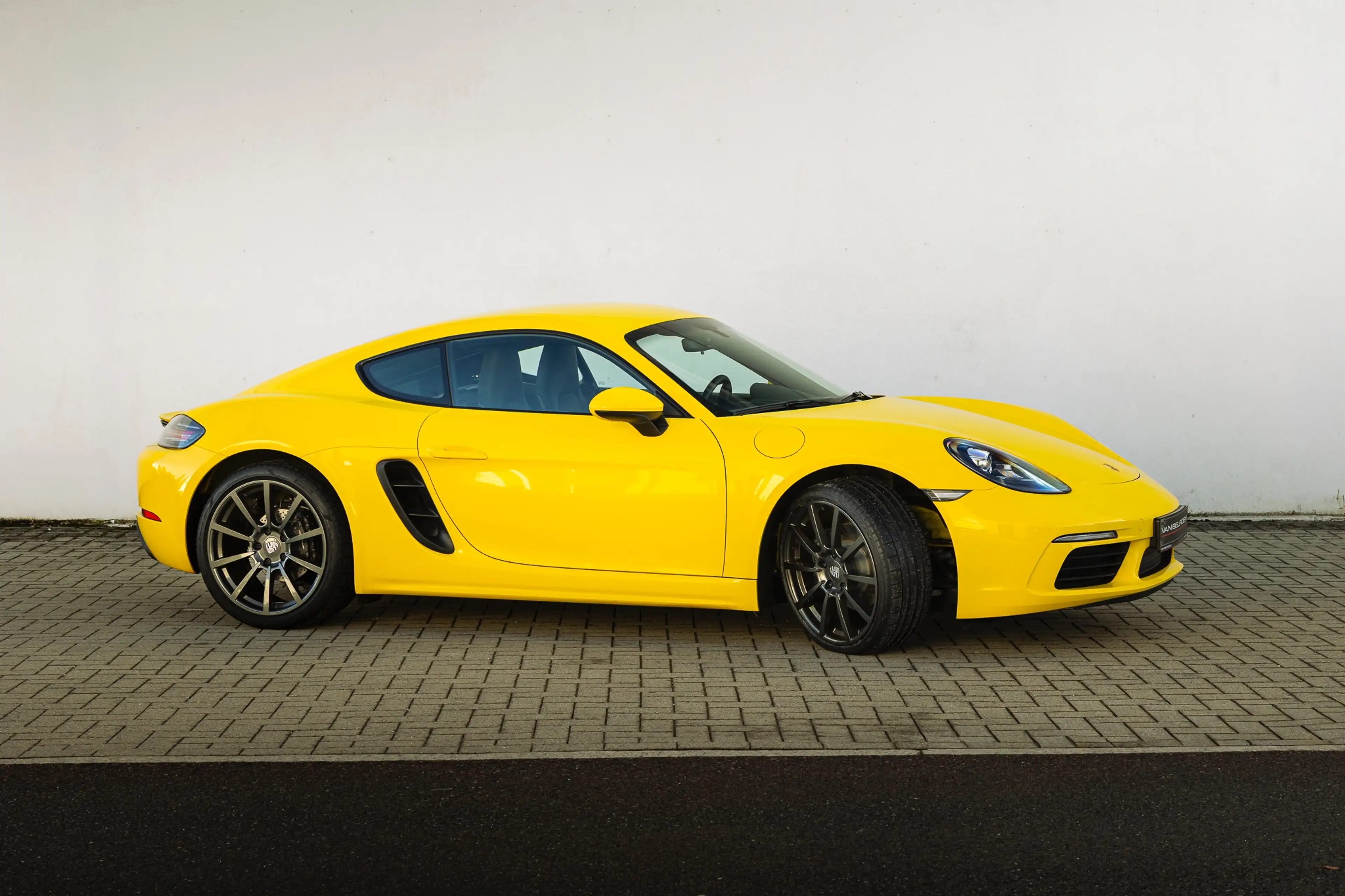 Porsche 718 718 Cayman — photo 8