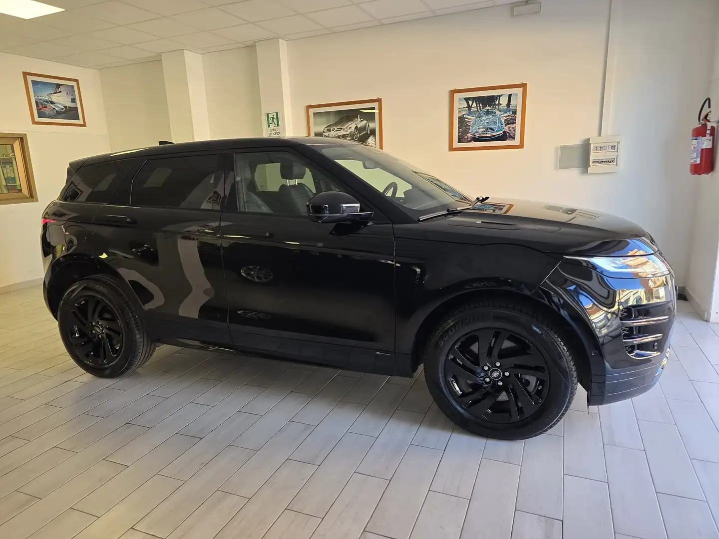 Land Rover Range Rover Evoque Evoque II 2021 2.0d mhev R-Dynamic awd 163cv auto Nero - 2