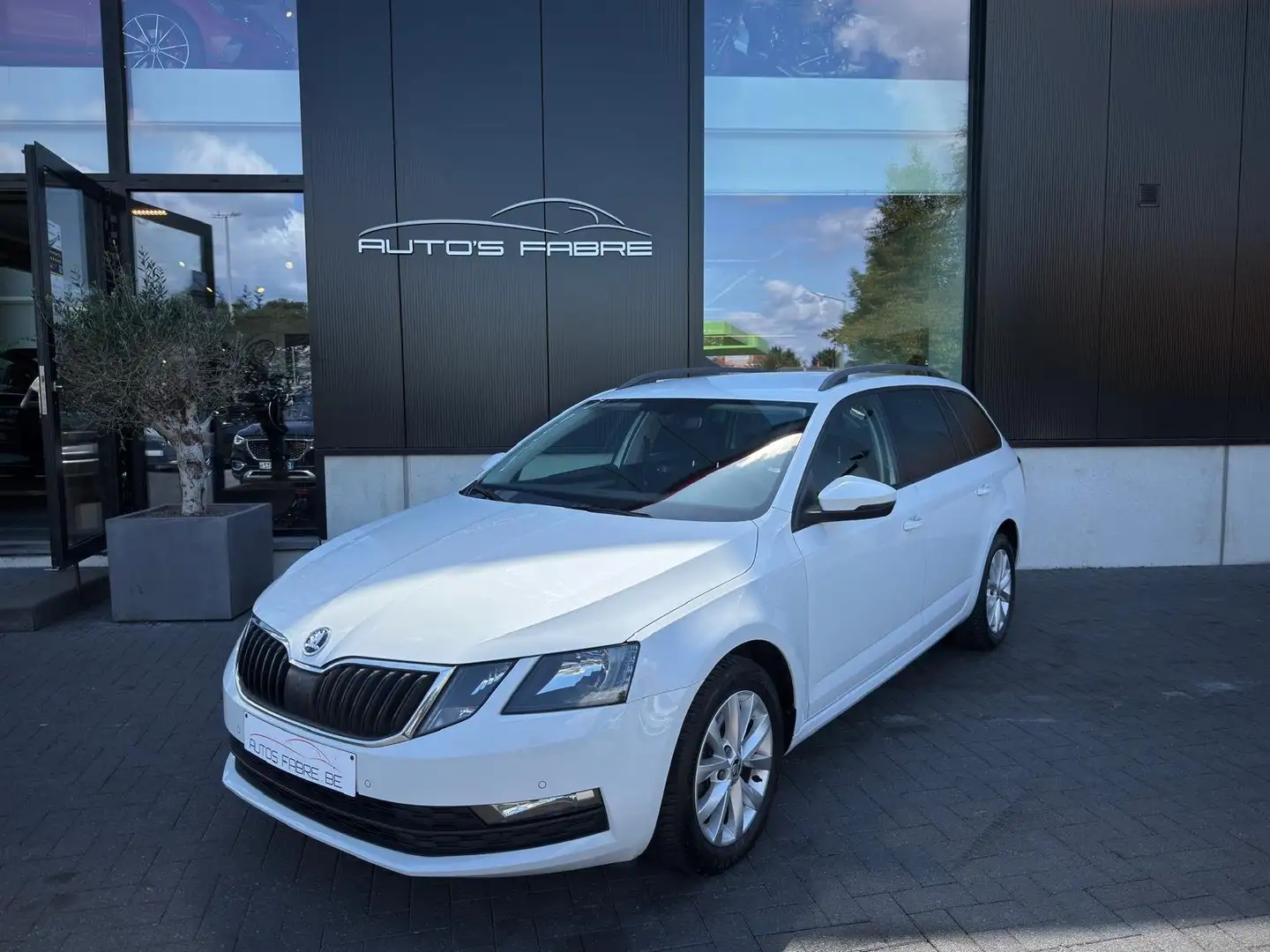 Skoda Octavia Combi 1.5 TSI G-TEC DSG Ambition 87000km - 1