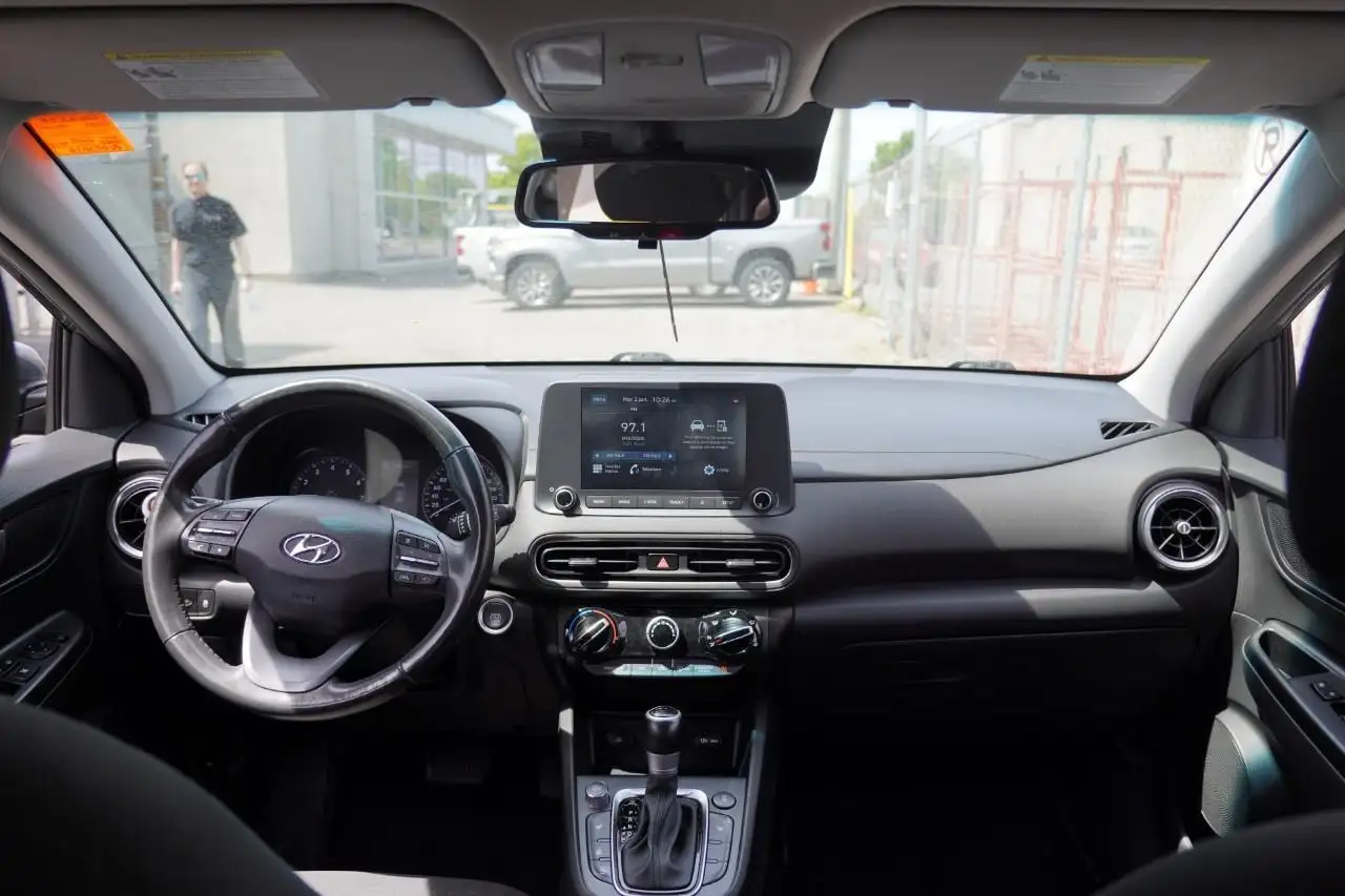 Hyundai KONA снимка Hyundai KONA