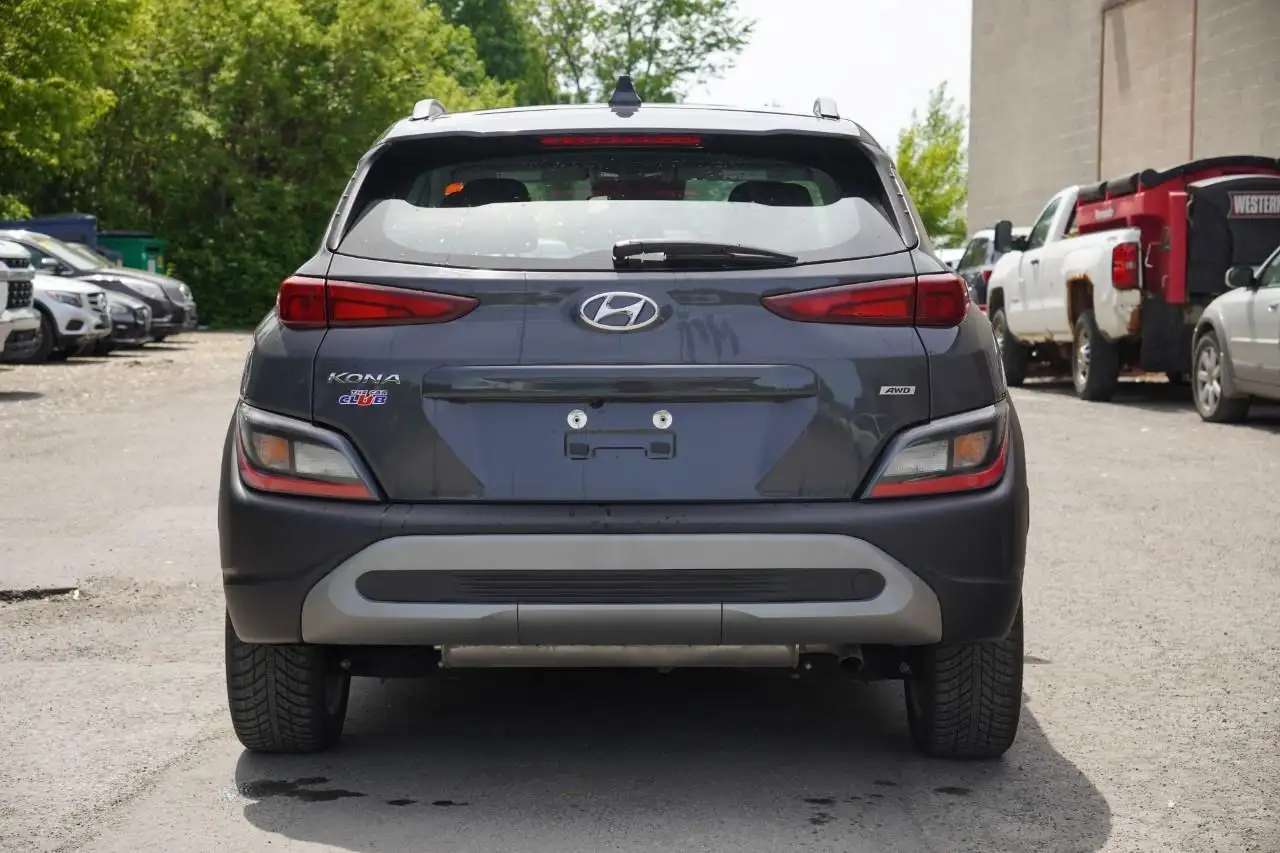 Hyundai KONA снимка Hyundai KONA