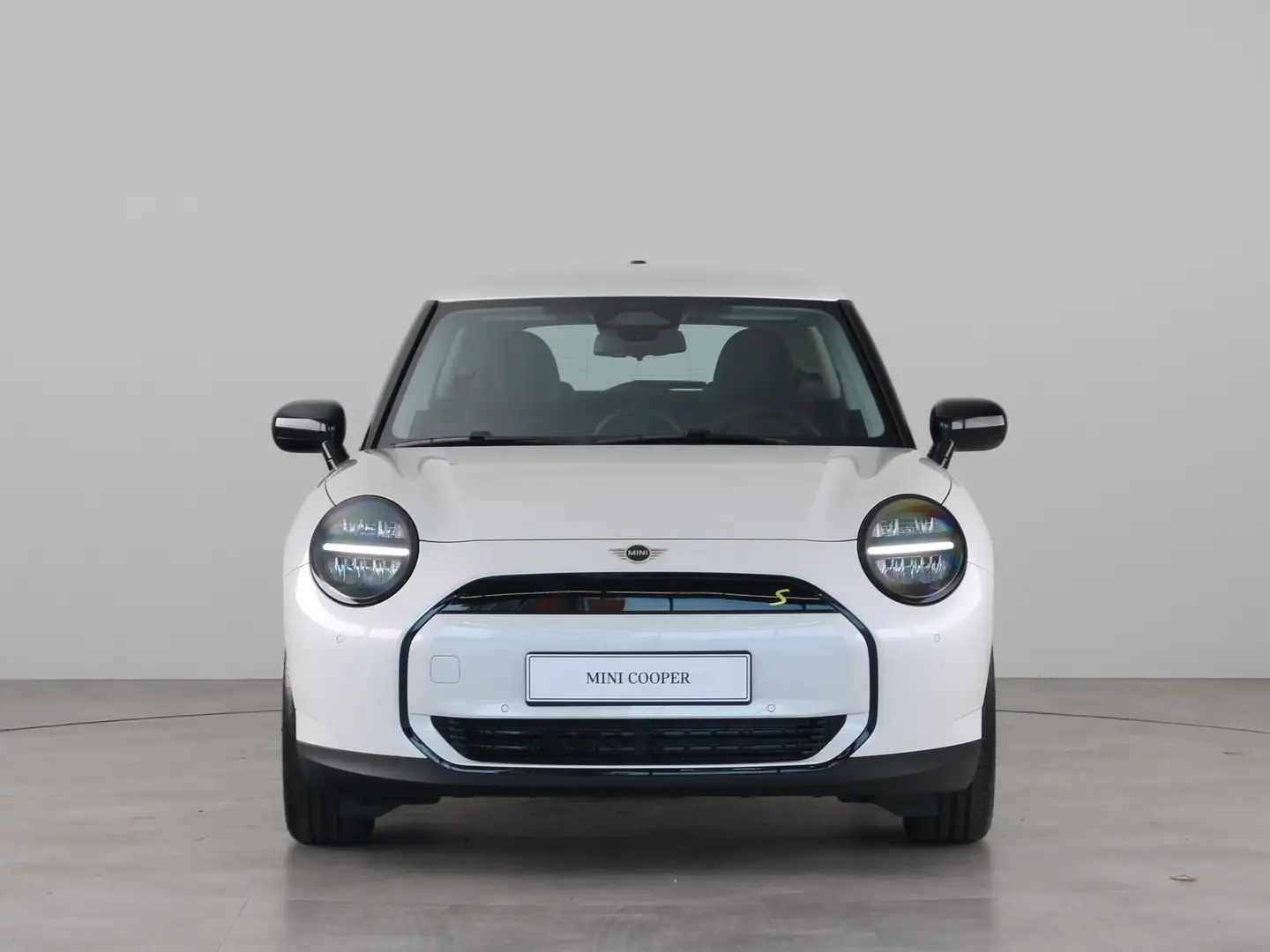 MINI Cooper SE Essential PRIVATE LEASE EUR 395,- (48 mnd/10.000 k Weiß - 2