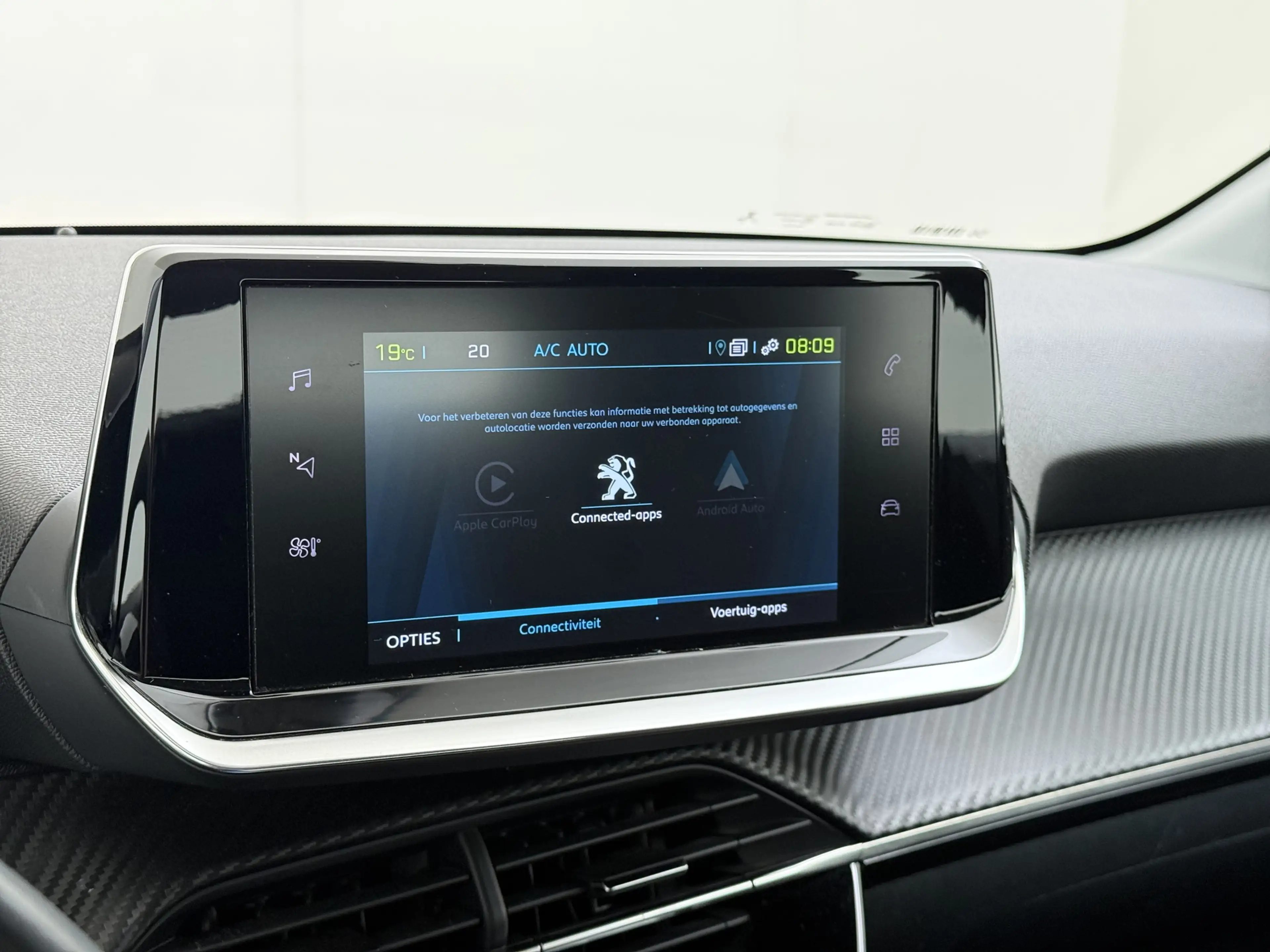 Peugeot e-208 EV 5Drs 50kWh All-Season Banden Navi Apple Carplay — photo 13