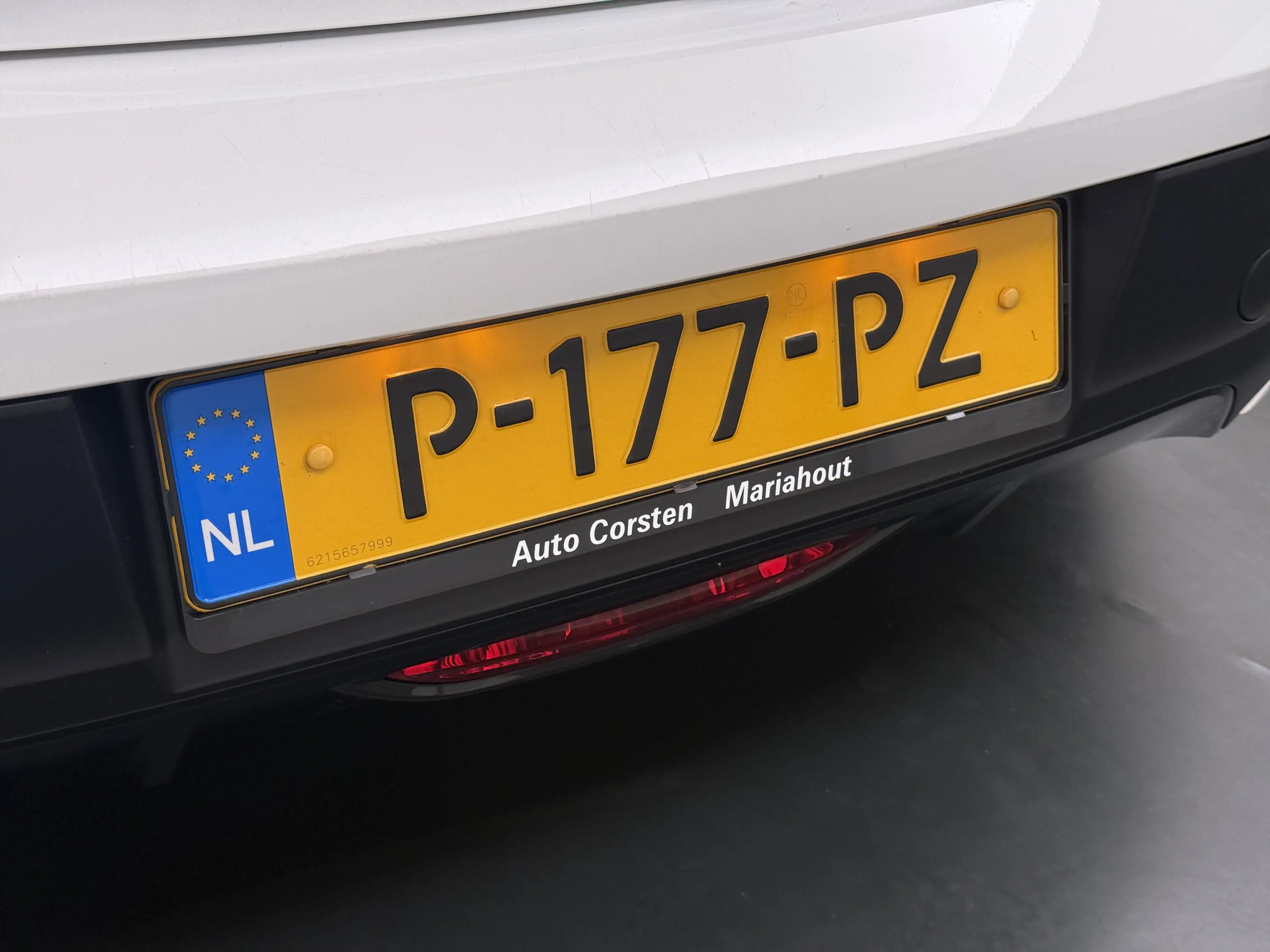 Peugeot e-208 EV 5Drs 50kWh All-Season Banden Navi Apple Carplay — photo 38
