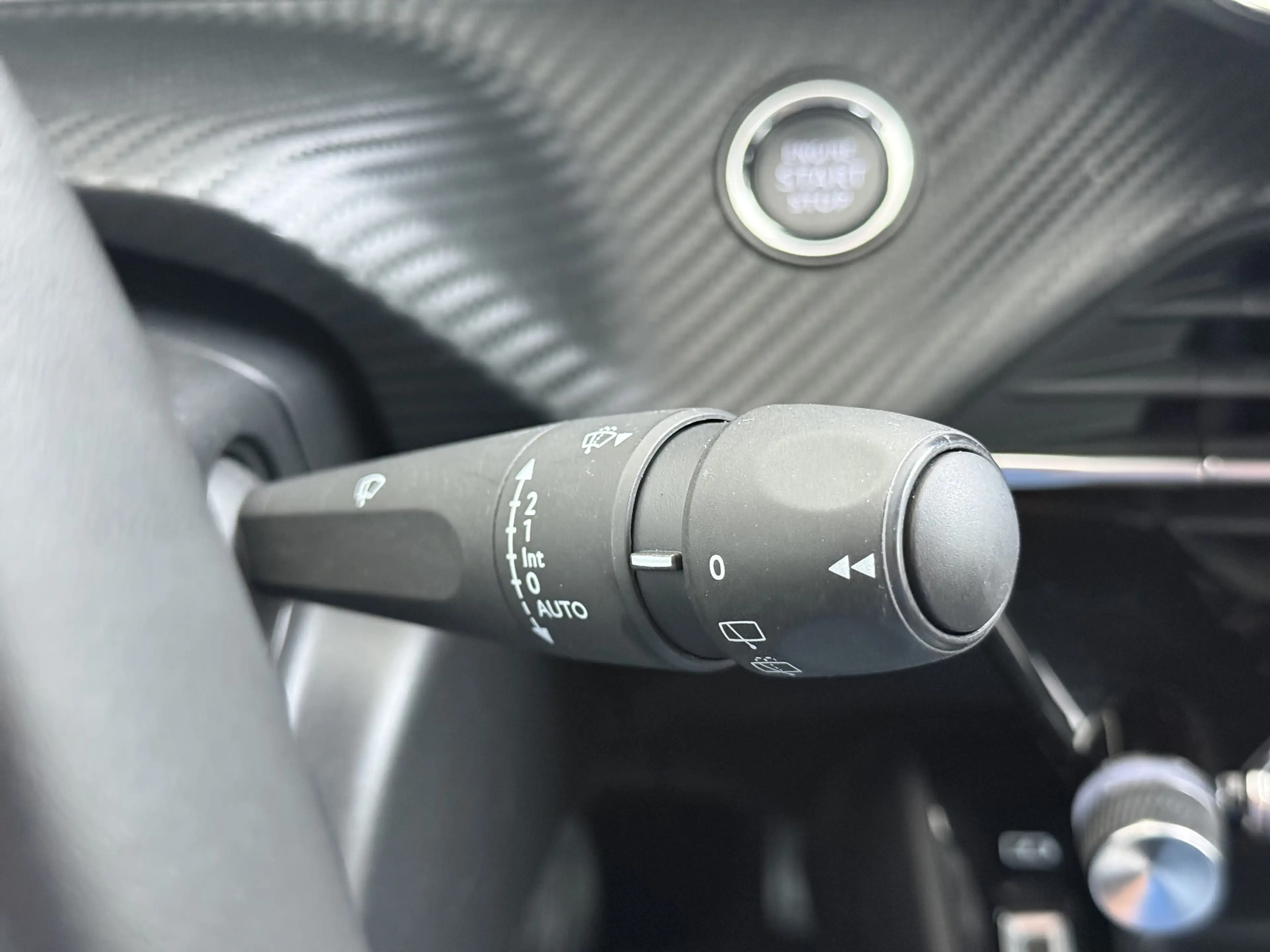 Peugeot e-208 EV 5Drs 50kWh All-Season Banden Navi Apple Carplay — photo 27