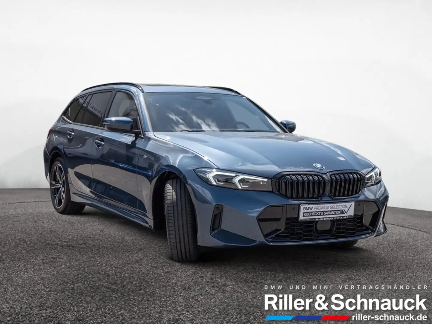 BMW 330 e Touring xDrive M-Sport ACC HUD PANO 360° Blu/Azzurro - 2