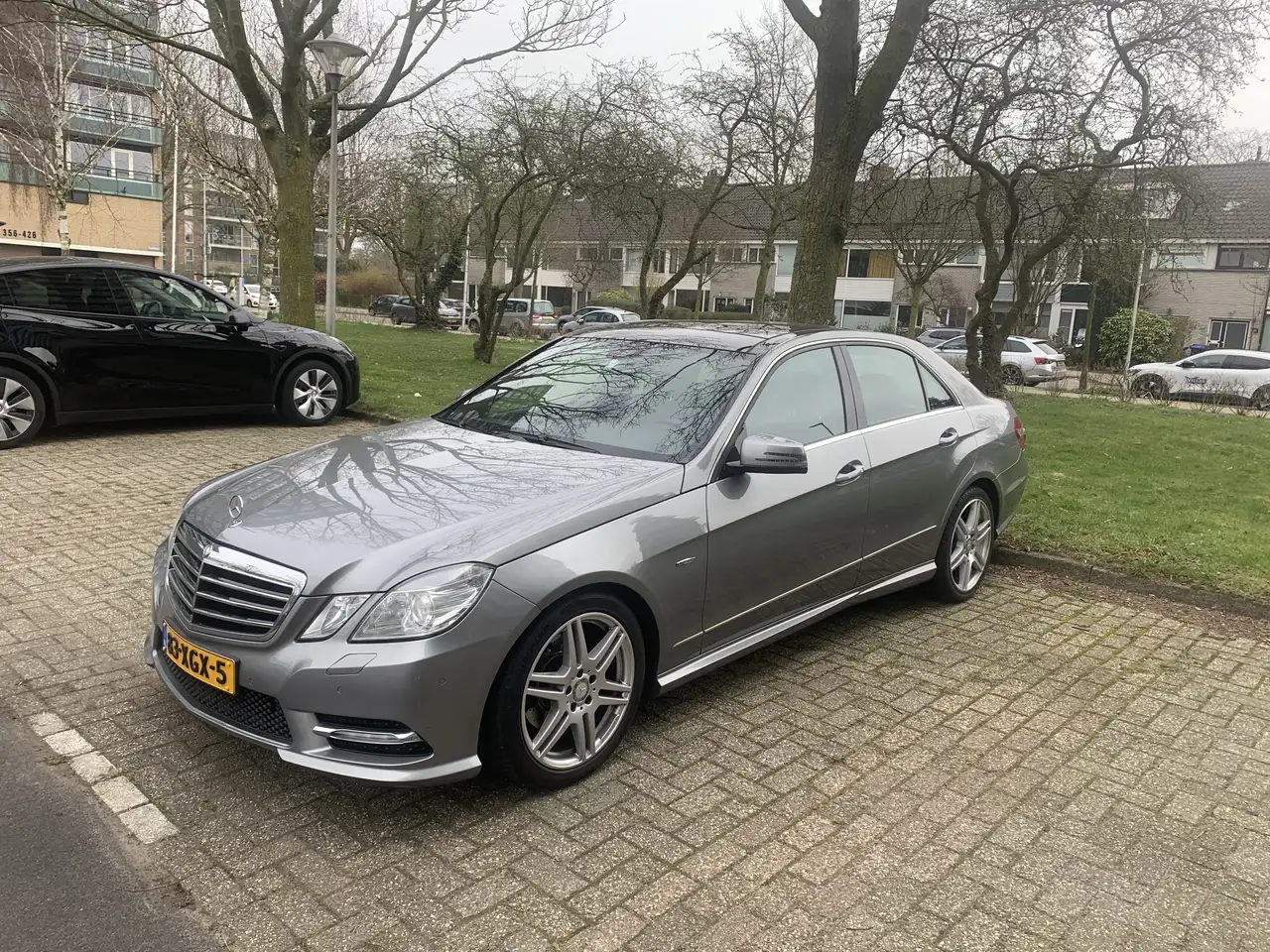 Mercedes-Benz E 220