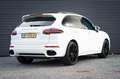 Porsche Cayenne 3.6 GTS / Pano / Adaptive Cruise / PTV Plus / PASM Blanc - thumbnail 4