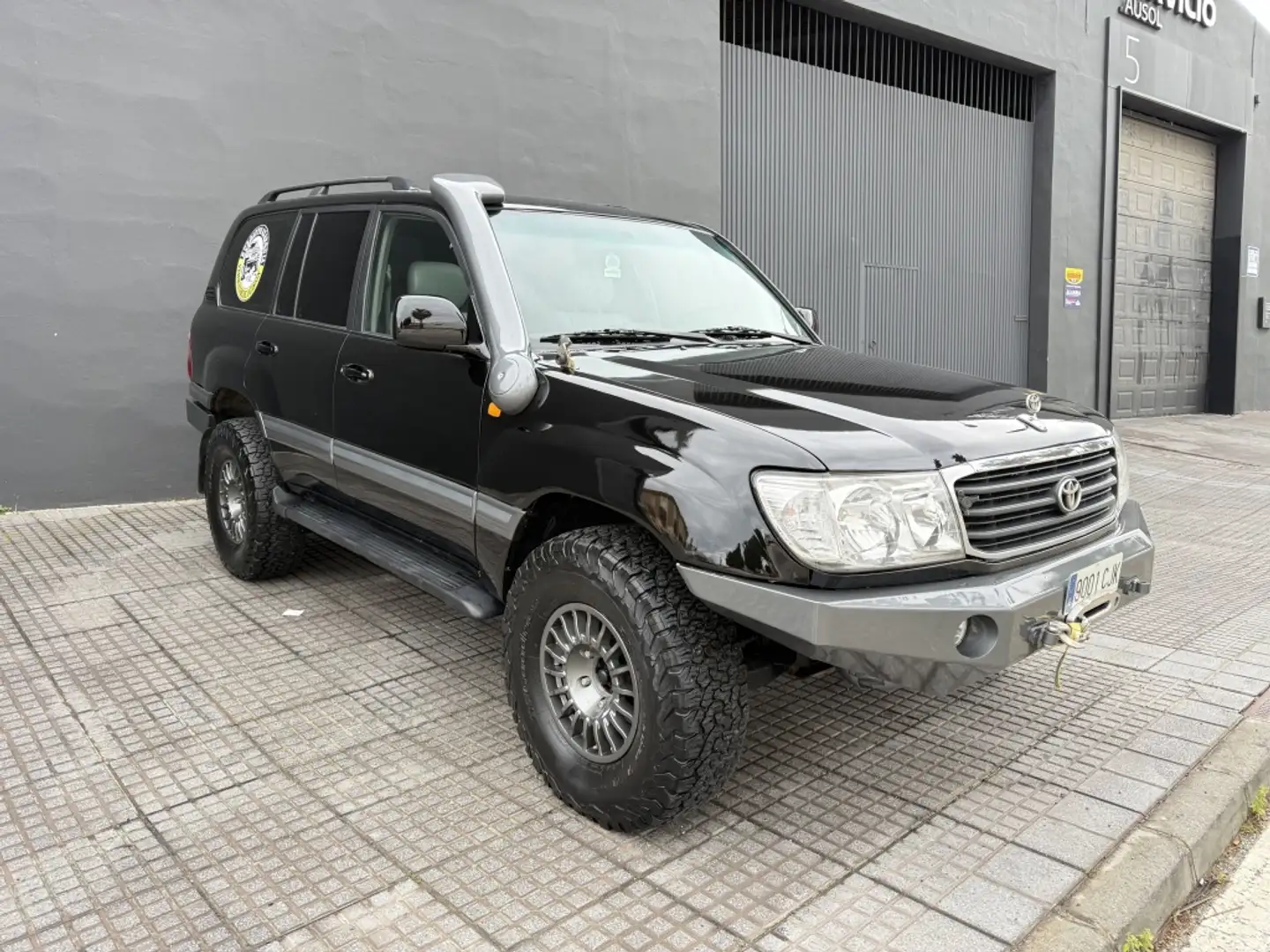 Toyota Land Cruiser HDJ 100 Station Wagon Negro - 1