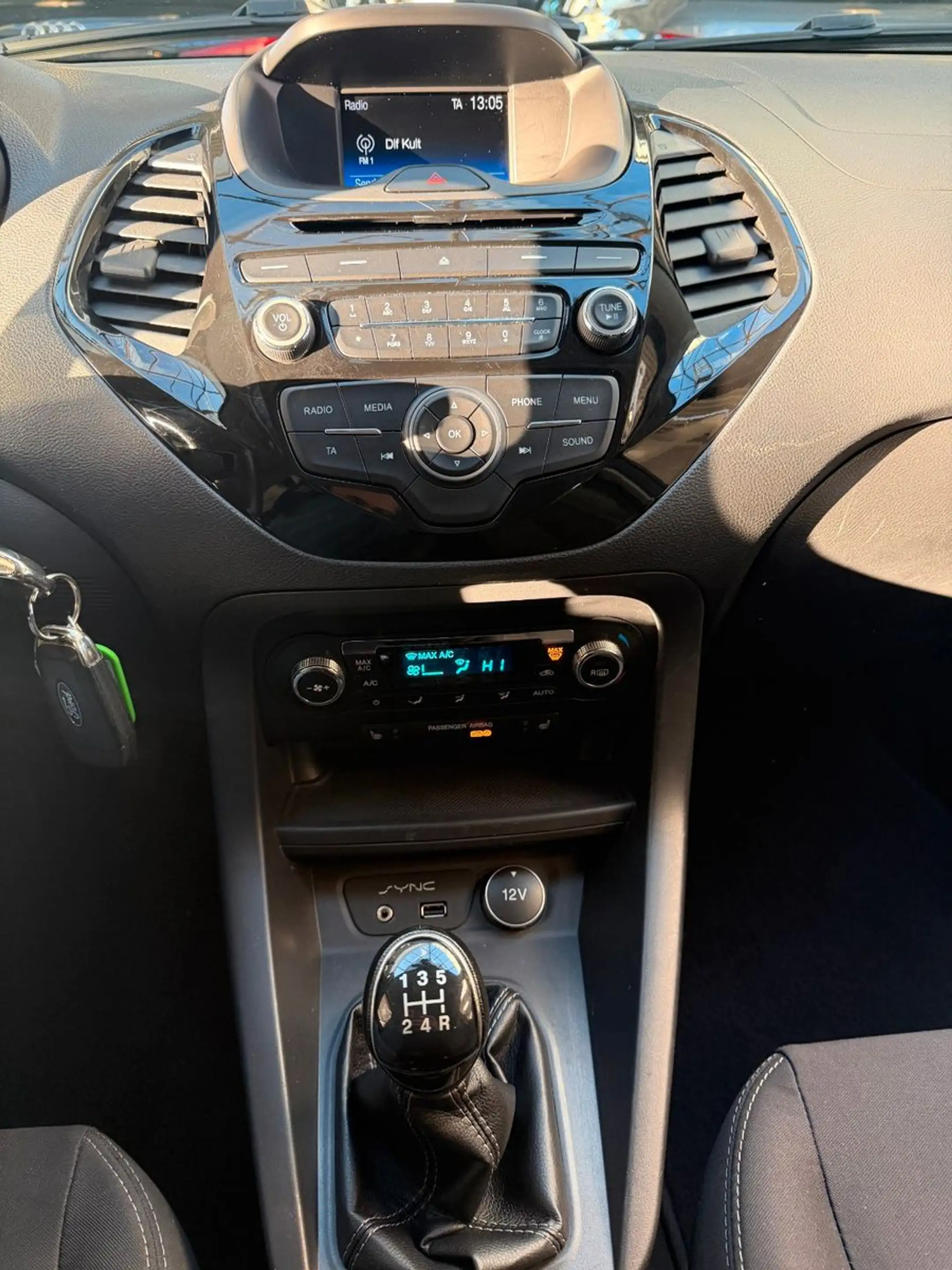 Ford Ka/Ka+ KA+ Cool & Sound — photo 12