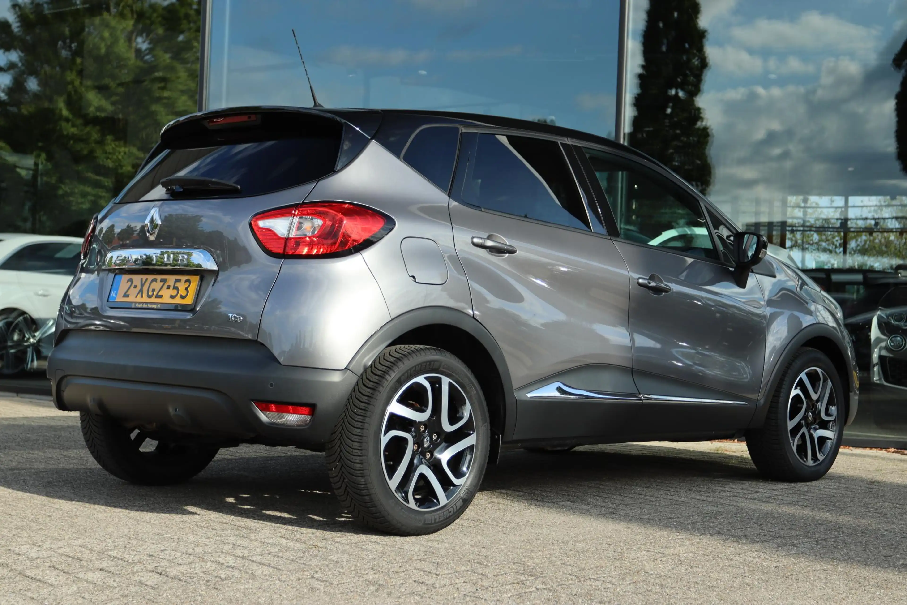Renault Captur 1.2 TCE DYNAMIQUE AUT. | CAMERA | KEY-LESS | PDC | — photo 2