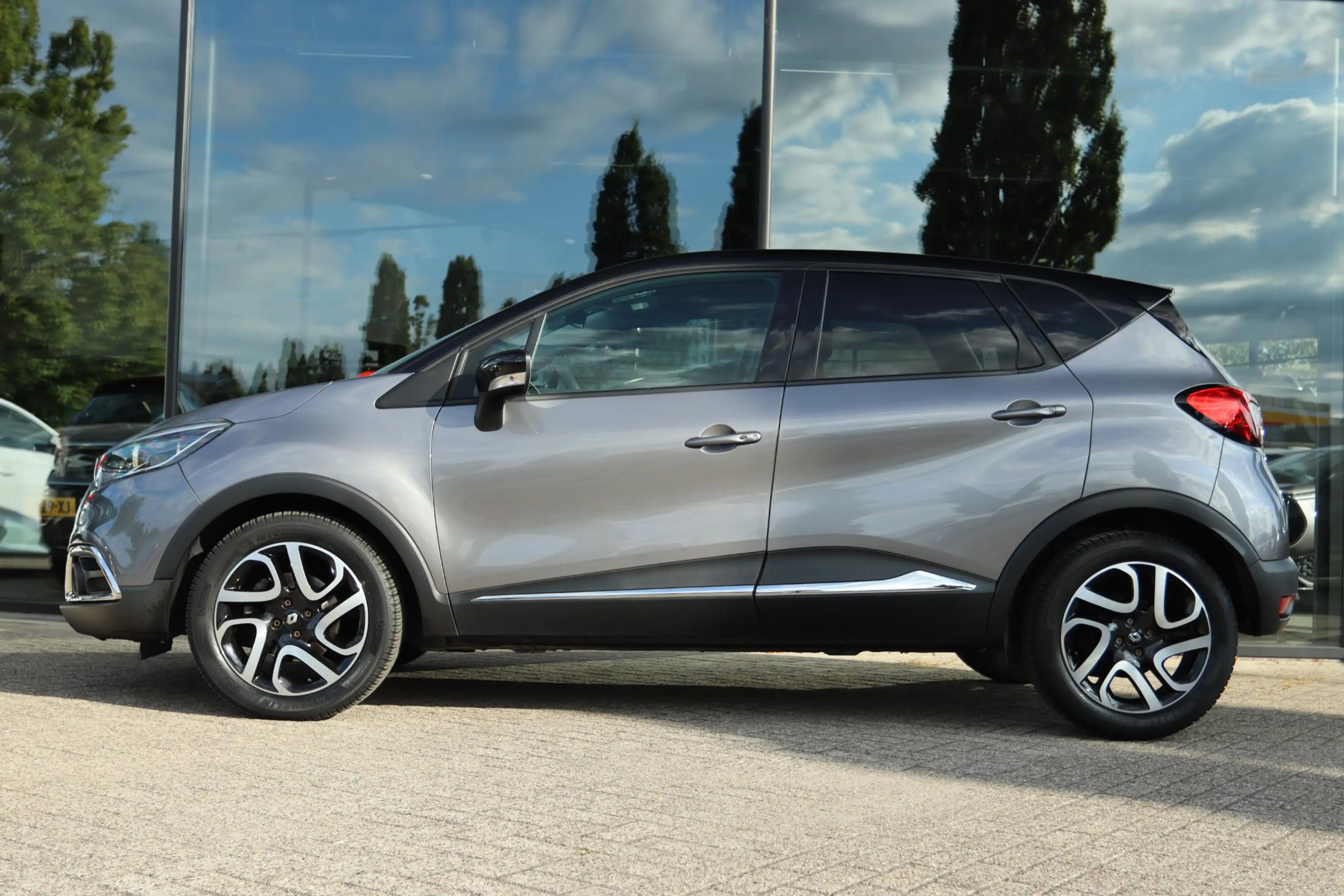 Renault Captur 1.2 TCE DYNAMIQUE AUT. | CAMERA | KEY-LESS | PDC | — photo 11