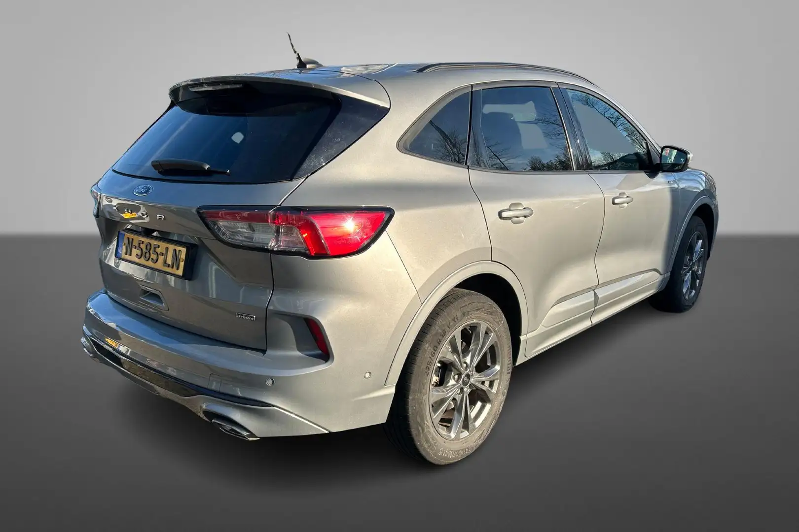 Ford Kuga 2.5 PHEV ST-Line X | Driver Assistance Pack | Wint Grijs - 2