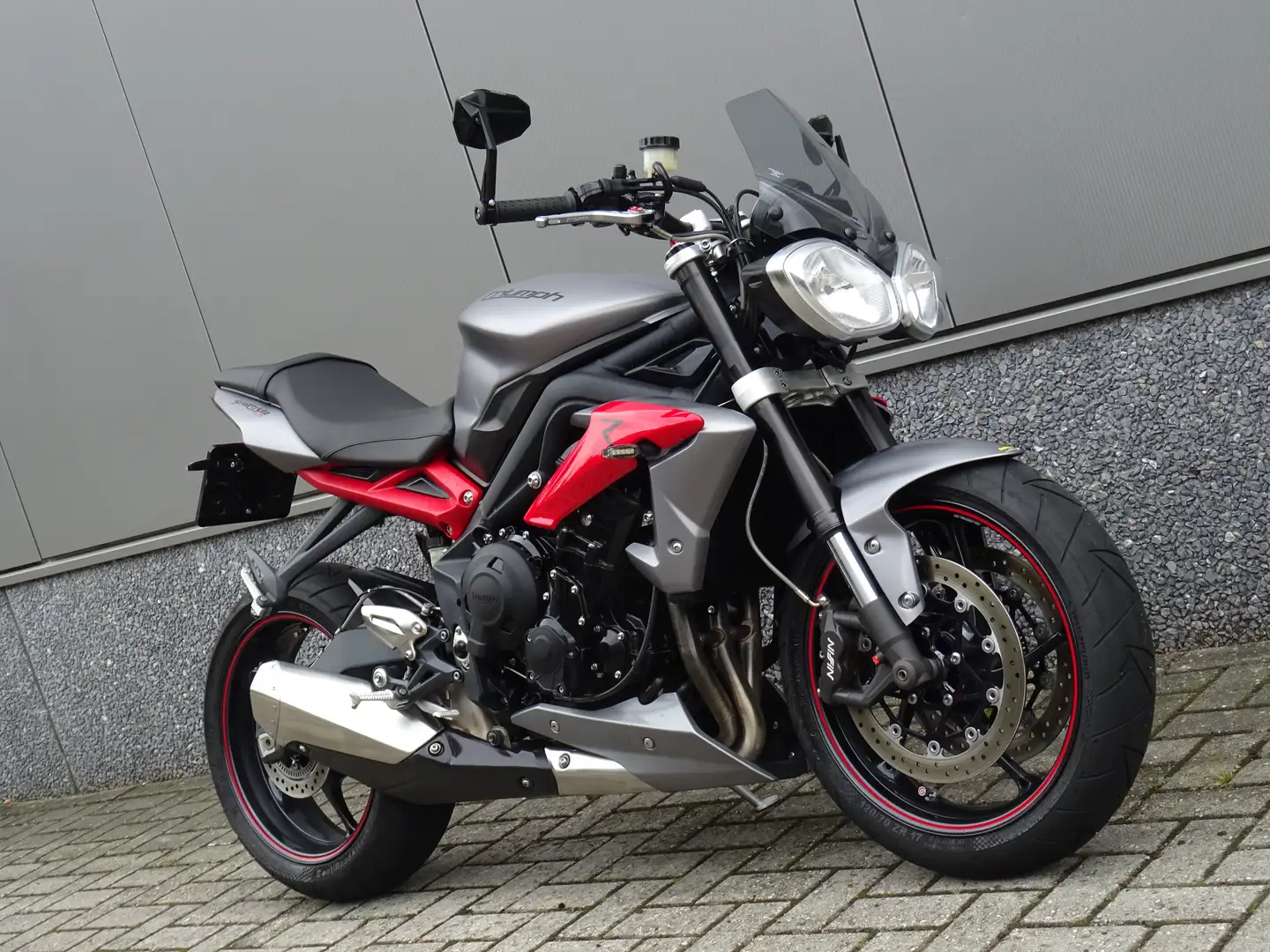 Triumph Street Triple R Rood - 2