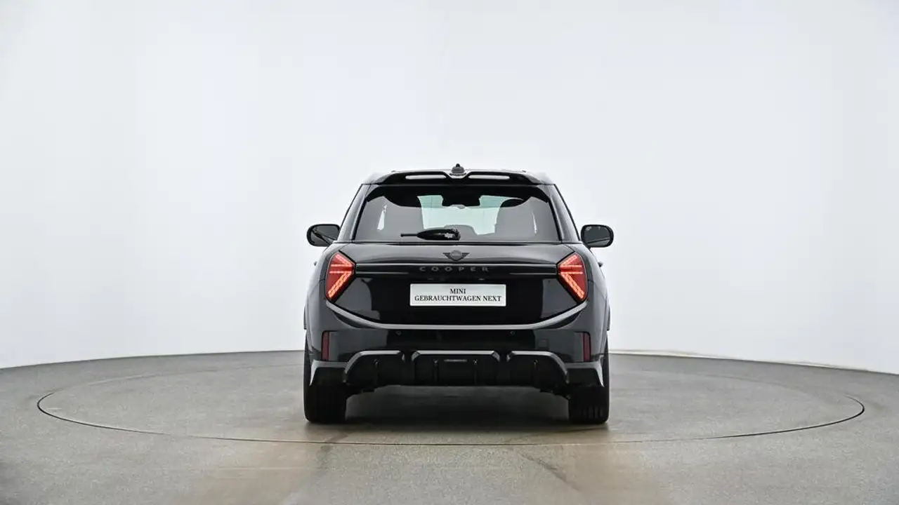 MINI Cooper C John Cooper Works Trim 23
