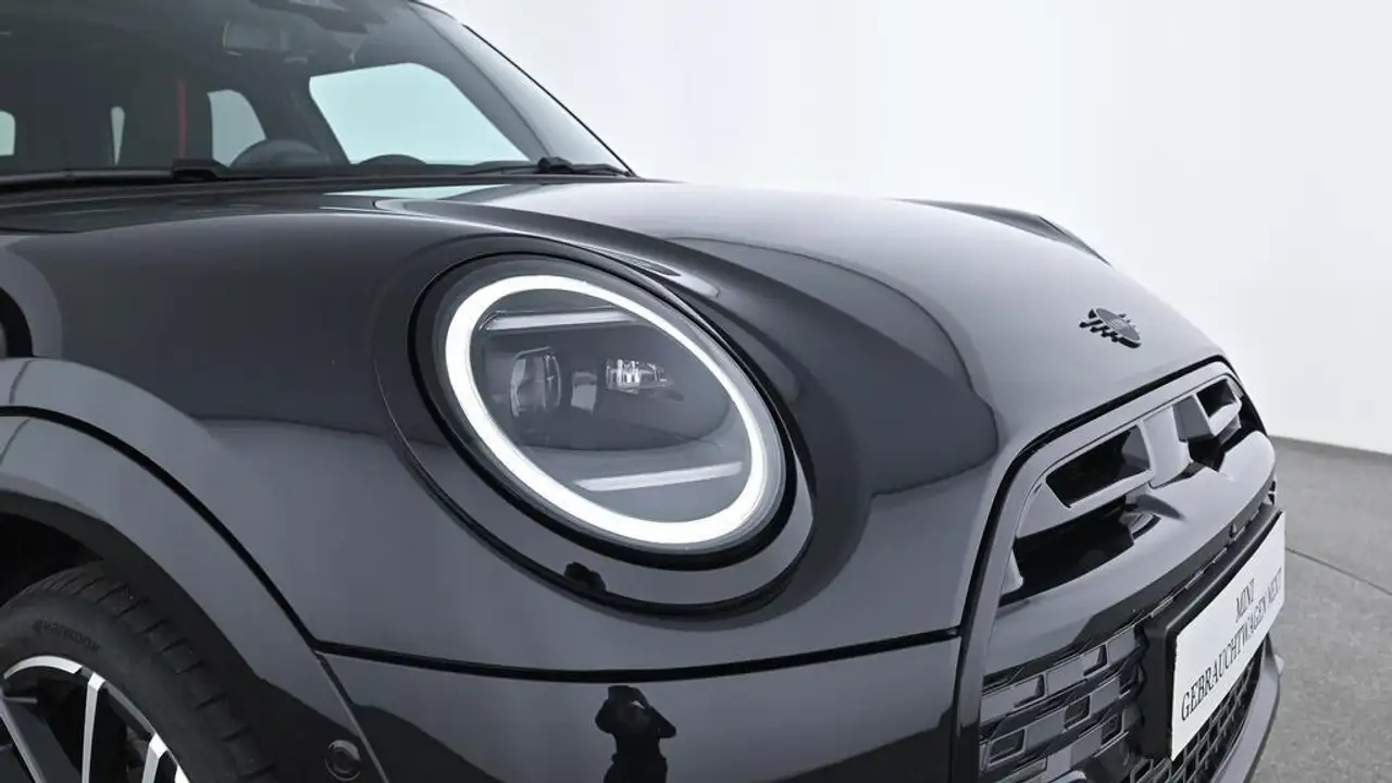 MINI Cooper C John Cooper Works Trim 20