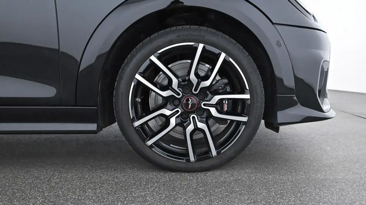 MINI Cooper C John Cooper Works Trim 10