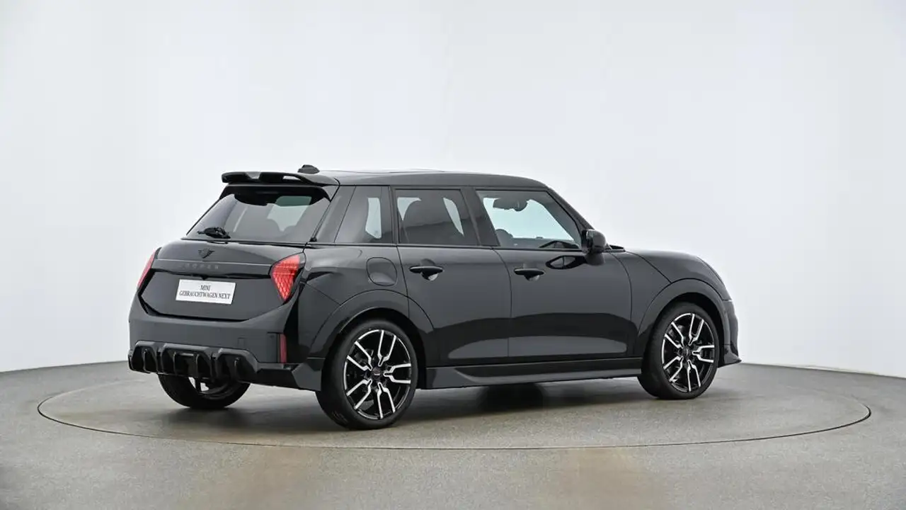 MINI Cooper C John Cooper Works Trim 7
