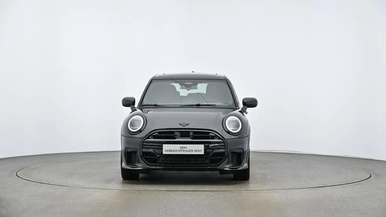 MINI Cooper C John Cooper Works Trim 16
