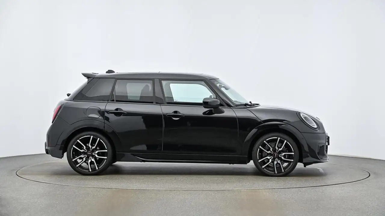 MINI Cooper C John Cooper Works Trim 3