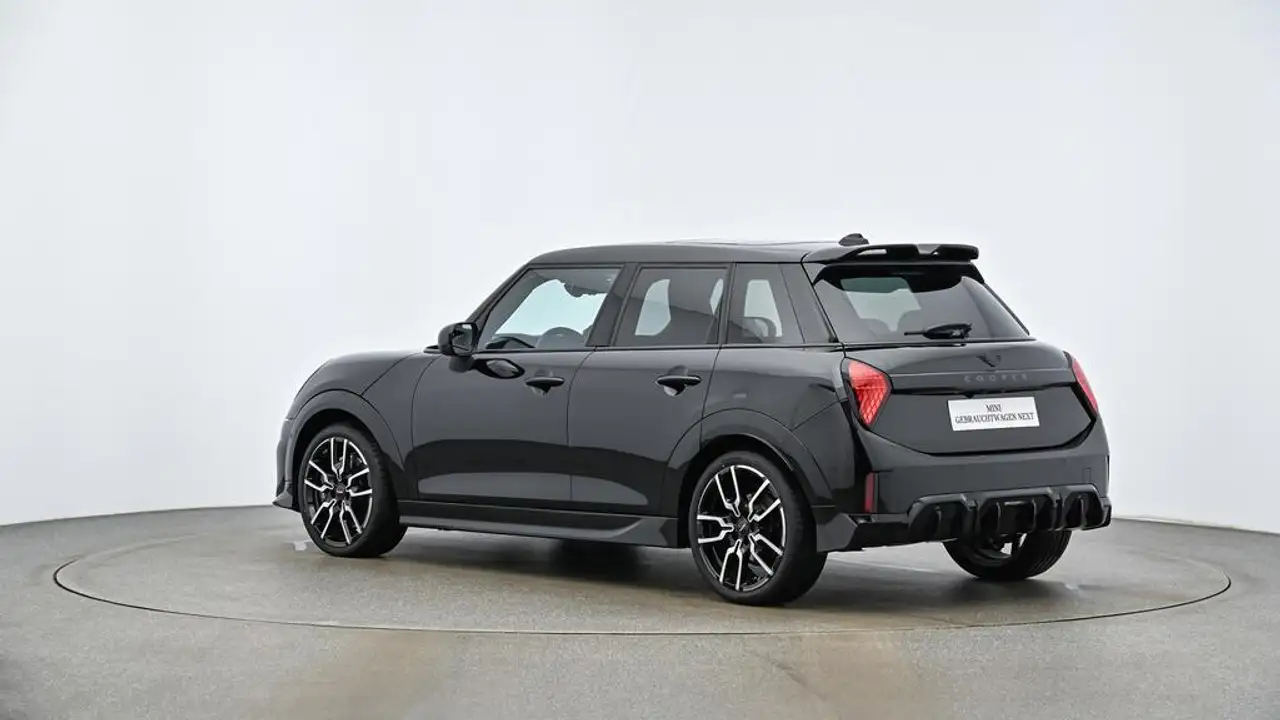 MINI Cooper C John Cooper Works Trim 4
