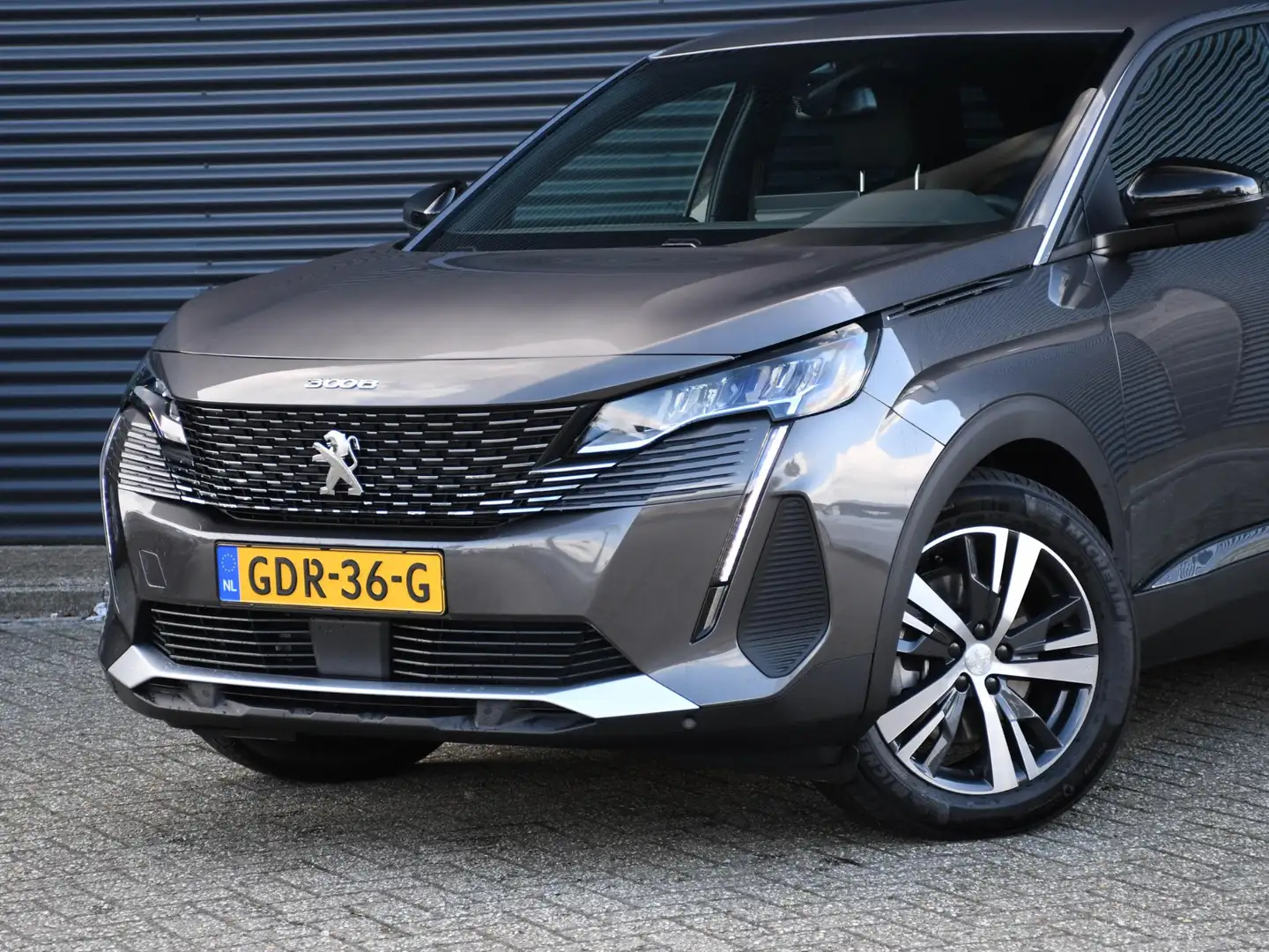 Peugeot 3008 Allure Pack Business 1.6 PHEV 180pk Automaat STOEL Grijs - 2