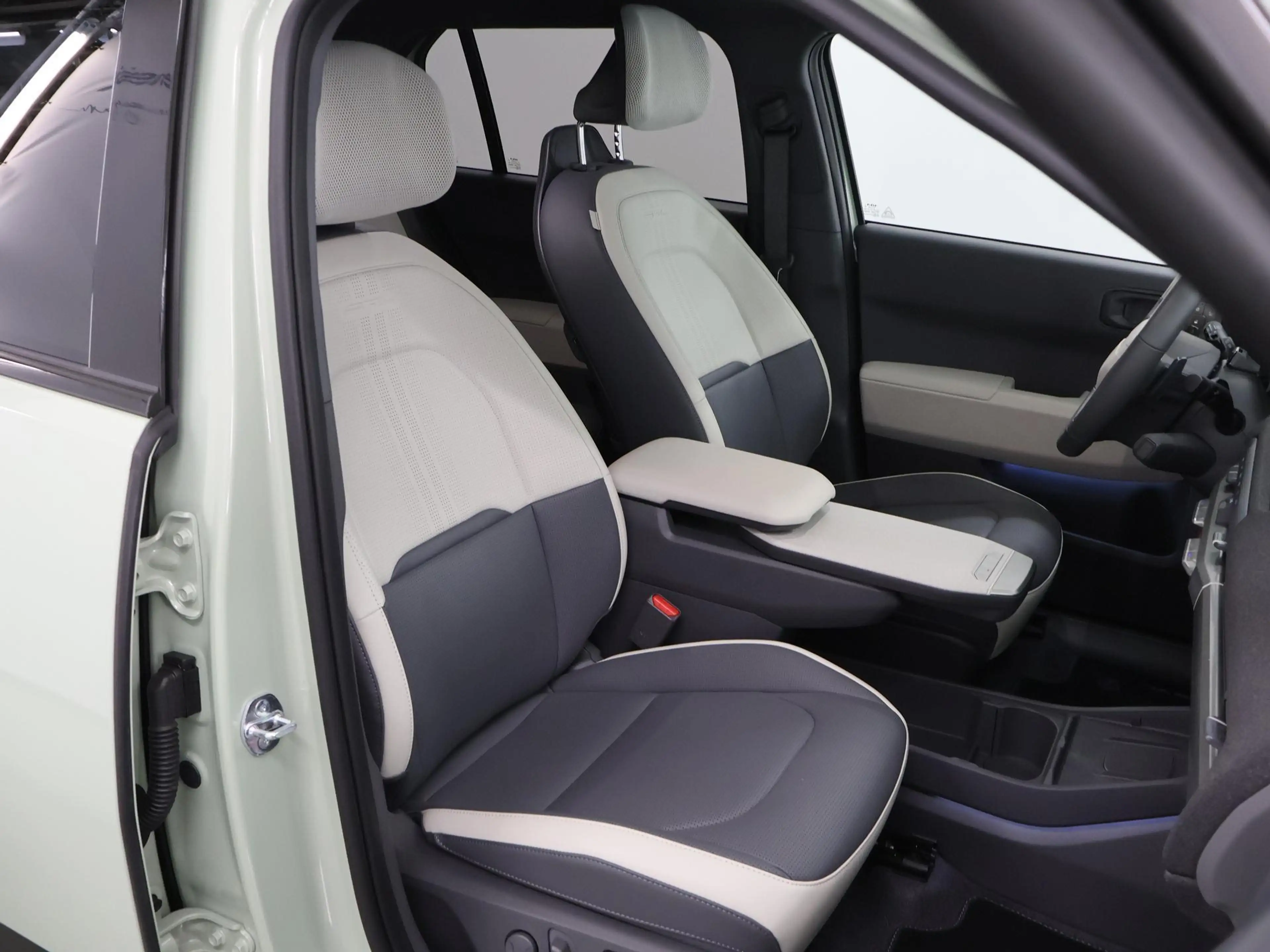 Kia EV3 GT-Line 81.4 kWh | Panoramaschuifdak | Harman Kard — photo 4