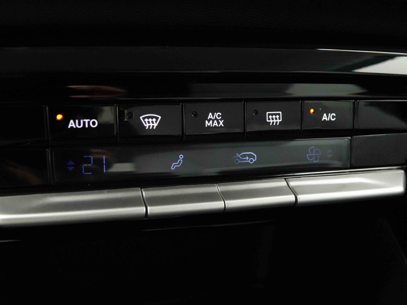 Citroen C3 1.2 T 100 Max — photo 12