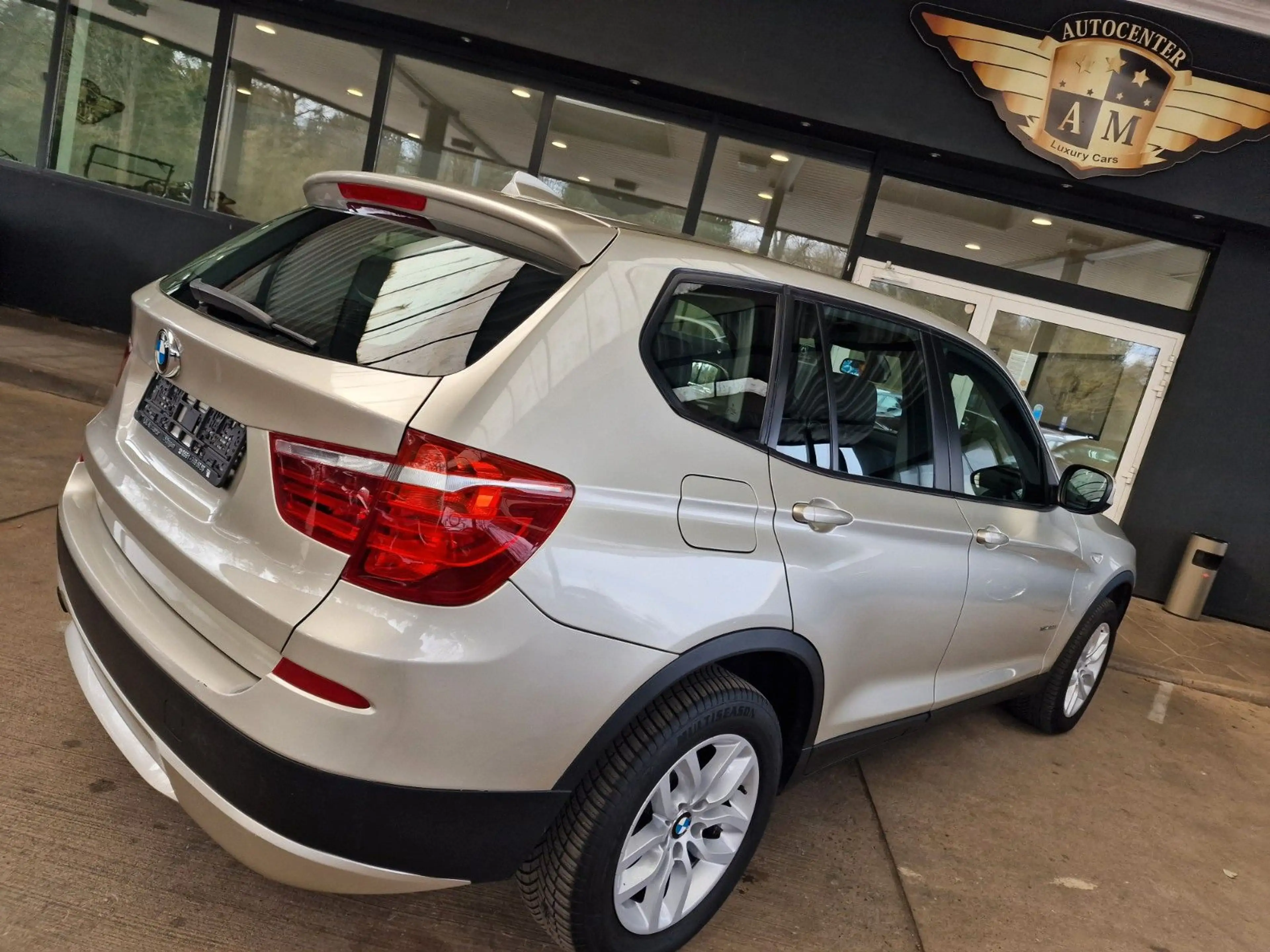 BMW X3 xDrive30d Aut. LEDER/NAVI/Bi-XENON/1.H/Mwst — photo 7