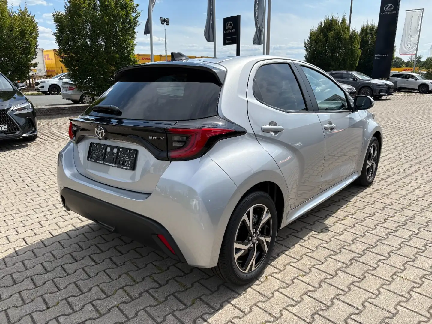 Toyota Yaris 1.5 Hybrid Teamplayer ComfortPaket, Kamera Silber - 2