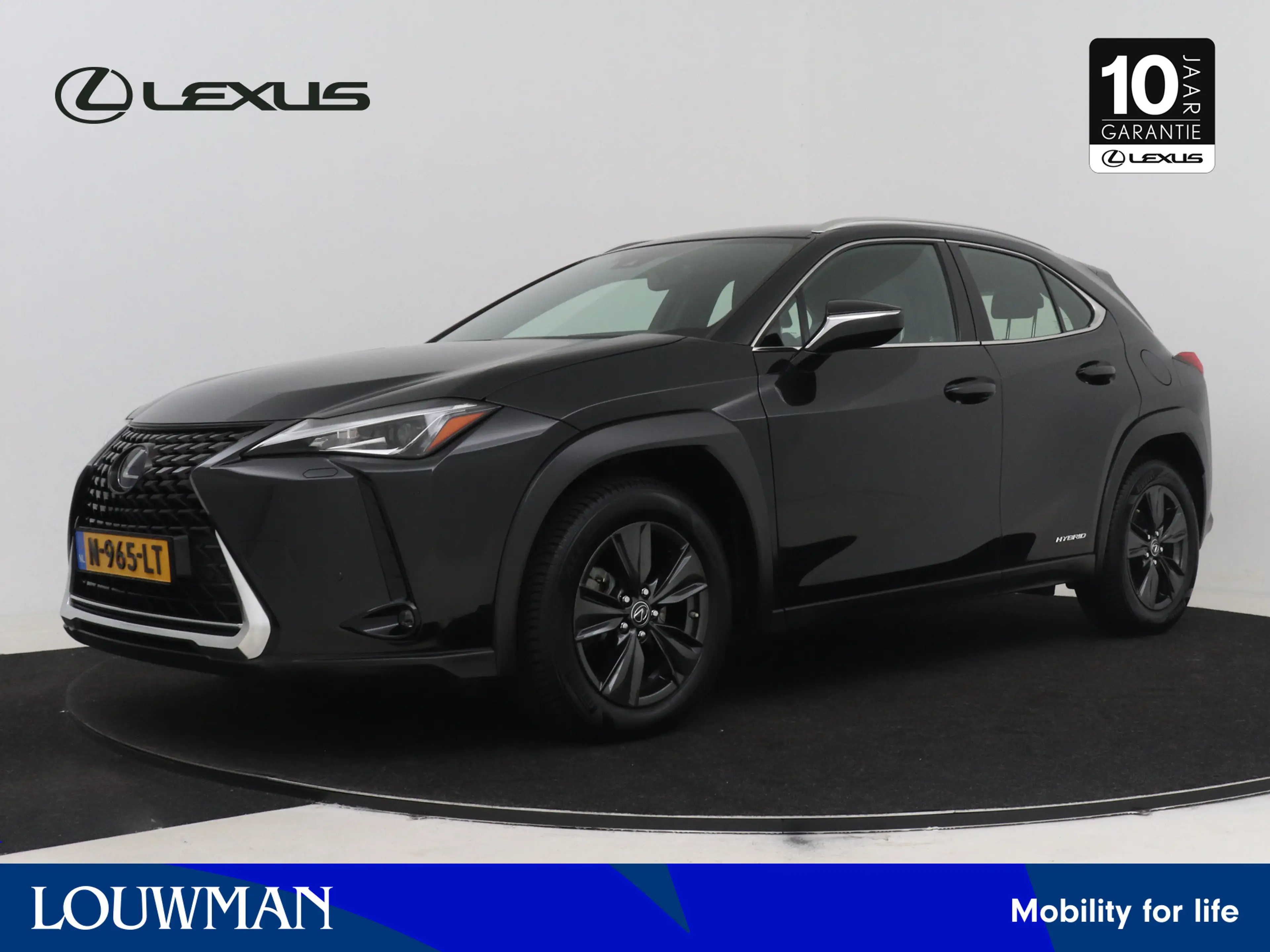 Lexus UX 250h | Stoel en stuurverwarming |