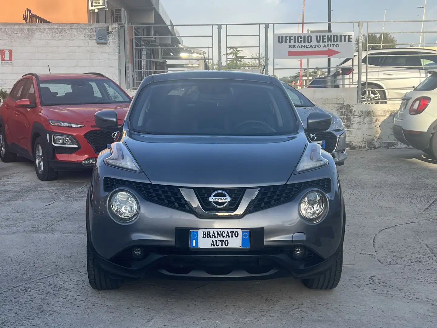 Nissan Juke 1.6 Acenta Gpl 115cv my18 Grigio - 2