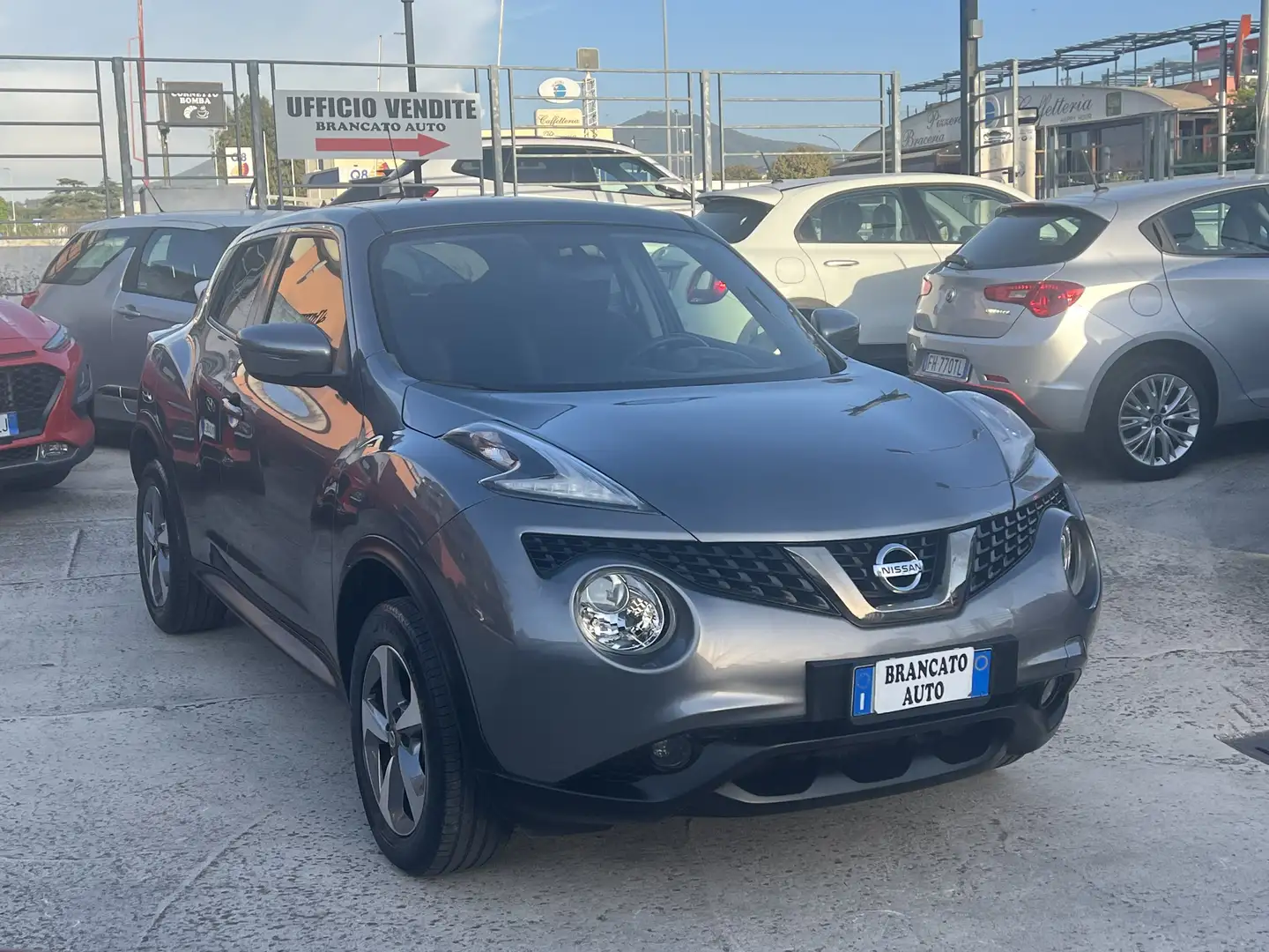 Nissan Juke 1.6 Acenta Gpl 115cv my18 Grigio - 1