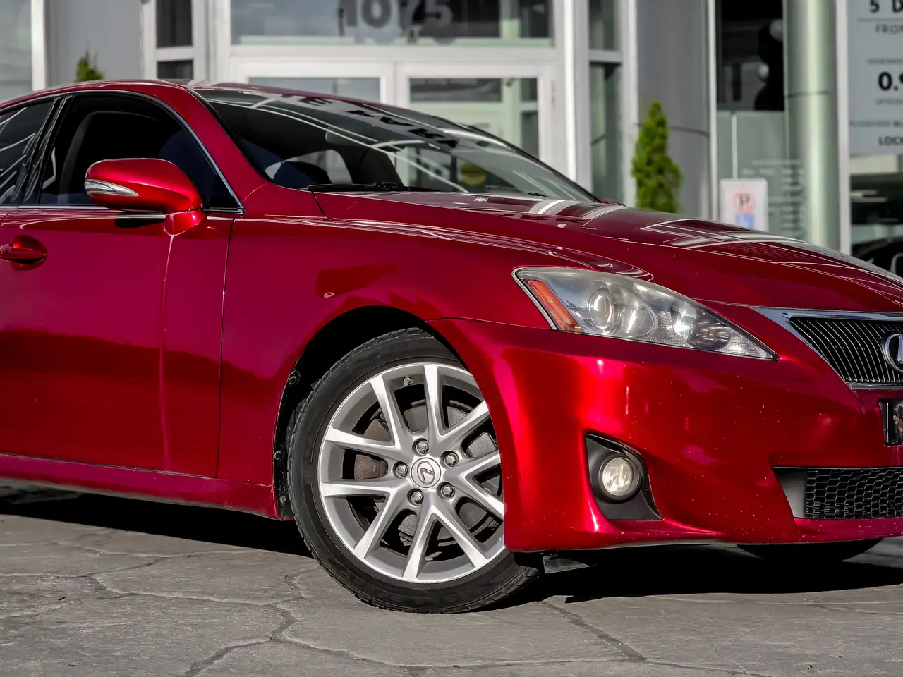 Lexus IS снимка Lexus IS