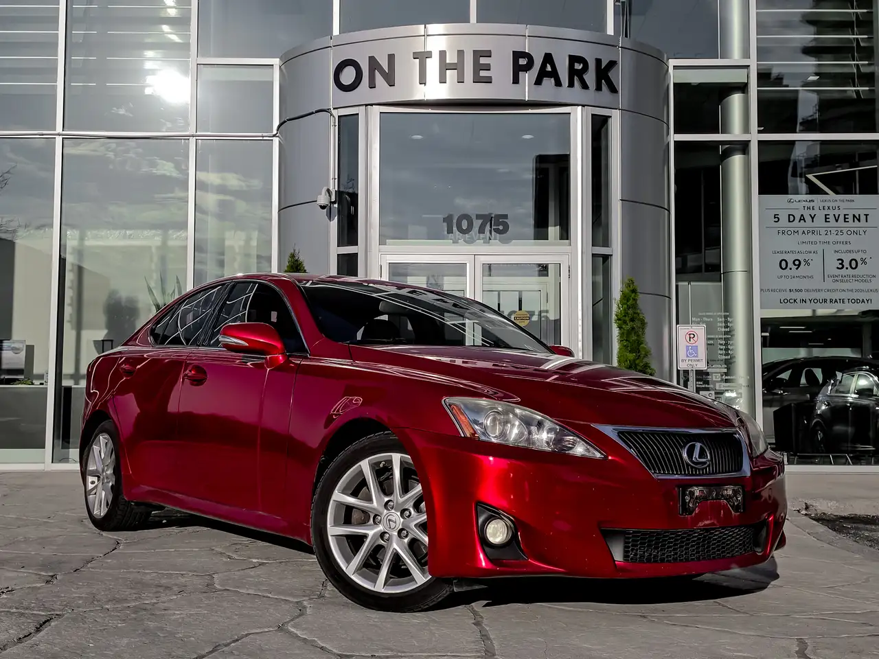 Lexus IS снимка Lexus IS